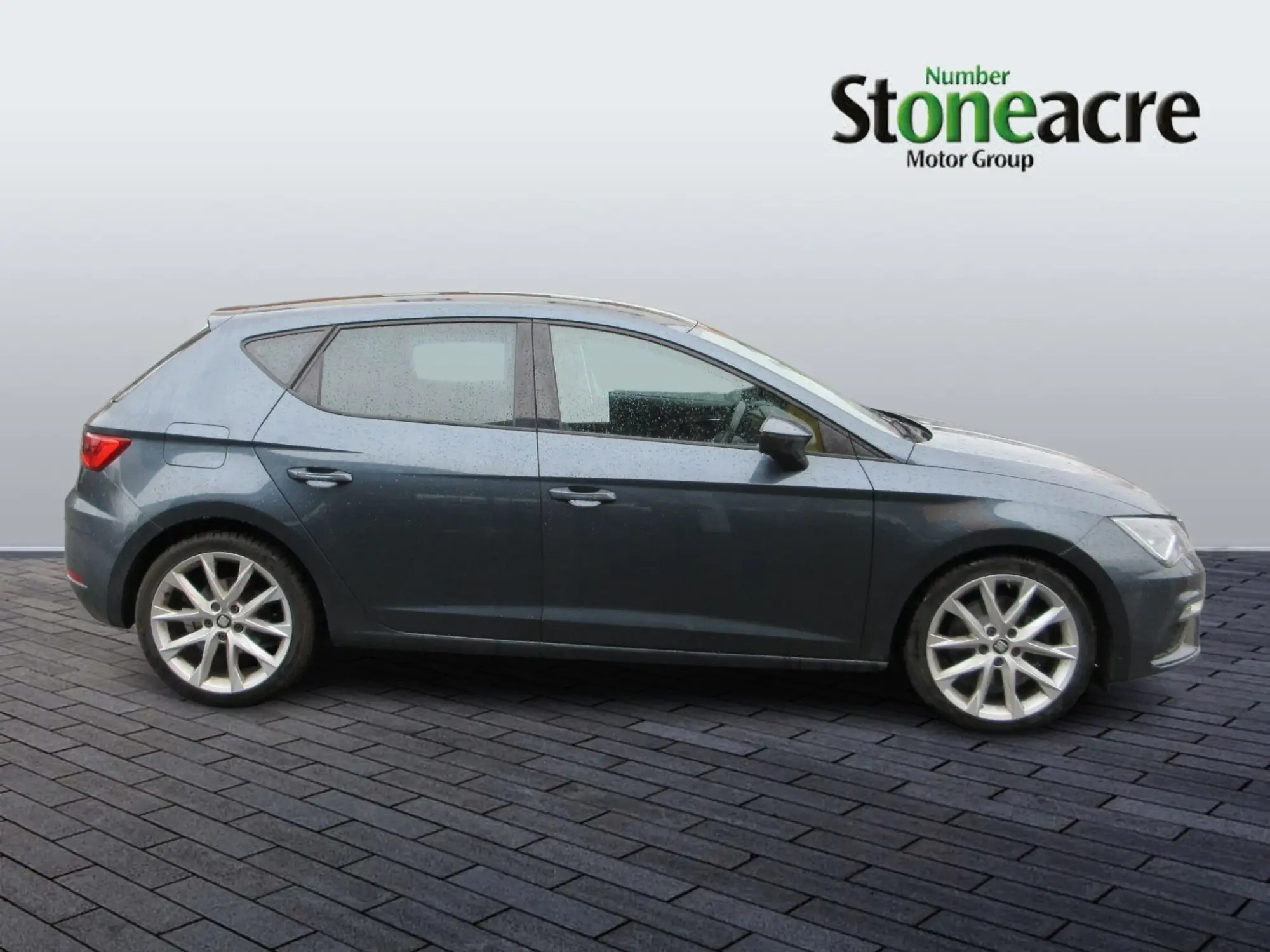 SEAT Leon 1.5 TSI EVO FR Sport Euro 6 (s/s) 5dr YS19ZXZ Image 2