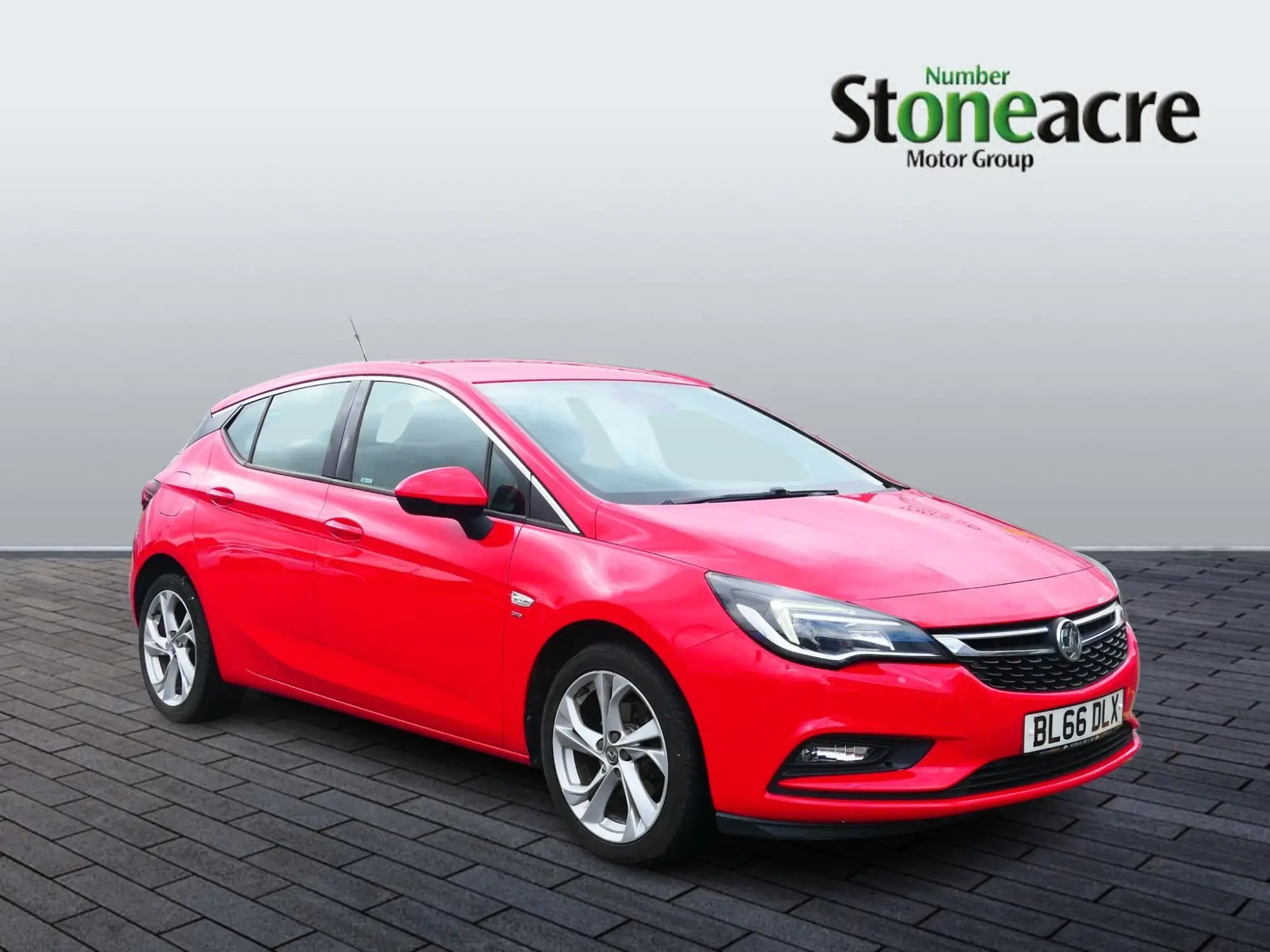 Vauxhall Astra 1.4i Turbo SRi Hatchback 5dr Petrol Manual Euro 6 (150 ps) BL66DLX Image 1