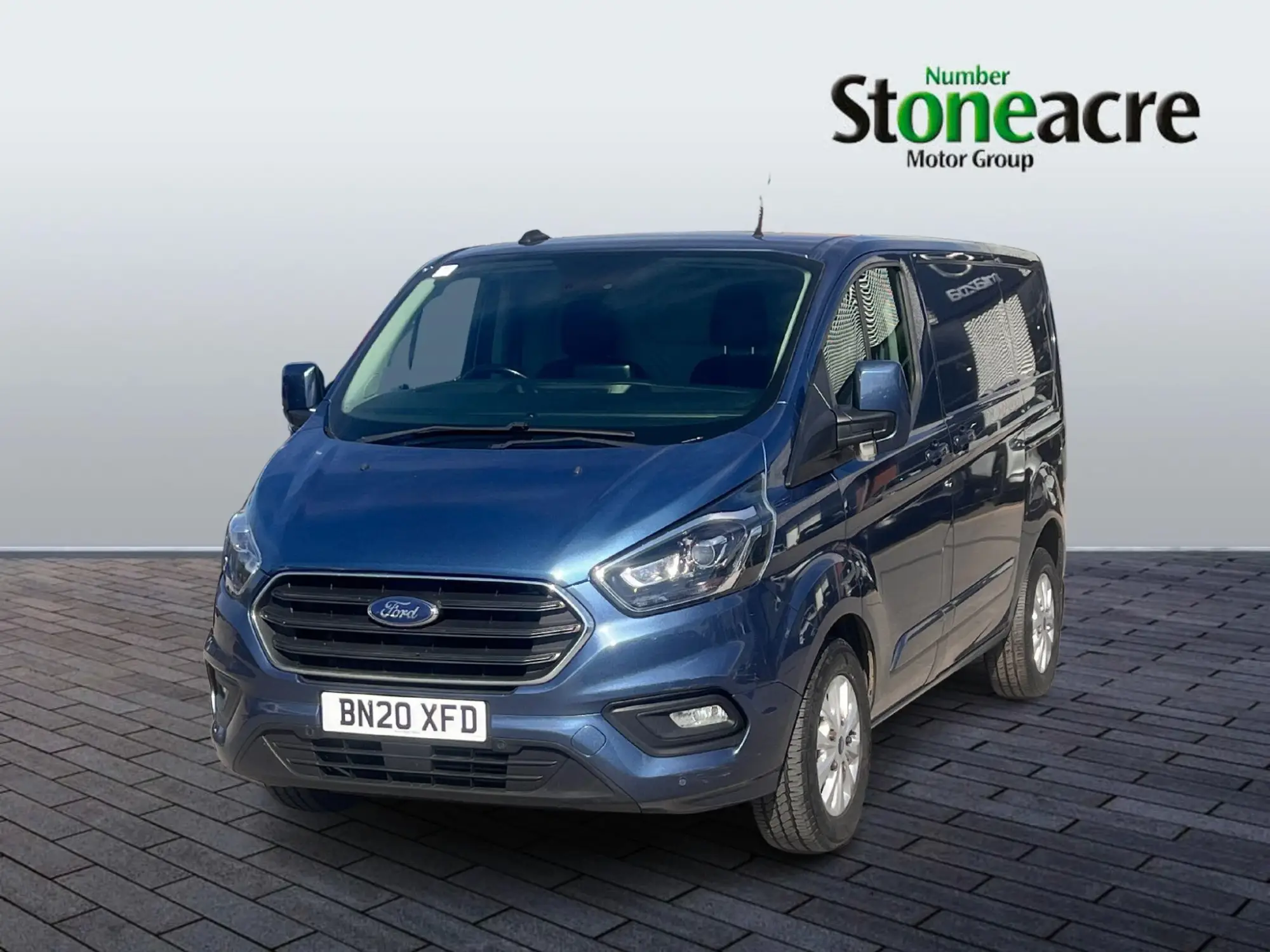Ford Transit Custom Image 3