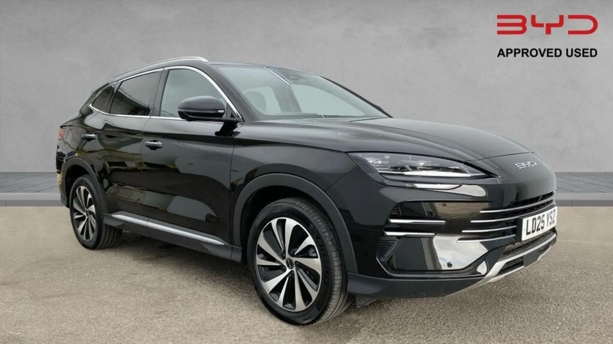 BYD Seal U 1.5 DM-i 18.3kWh Boost CVT Auto Euro 6 (s/s) 5dr LD25YSZ Image 1