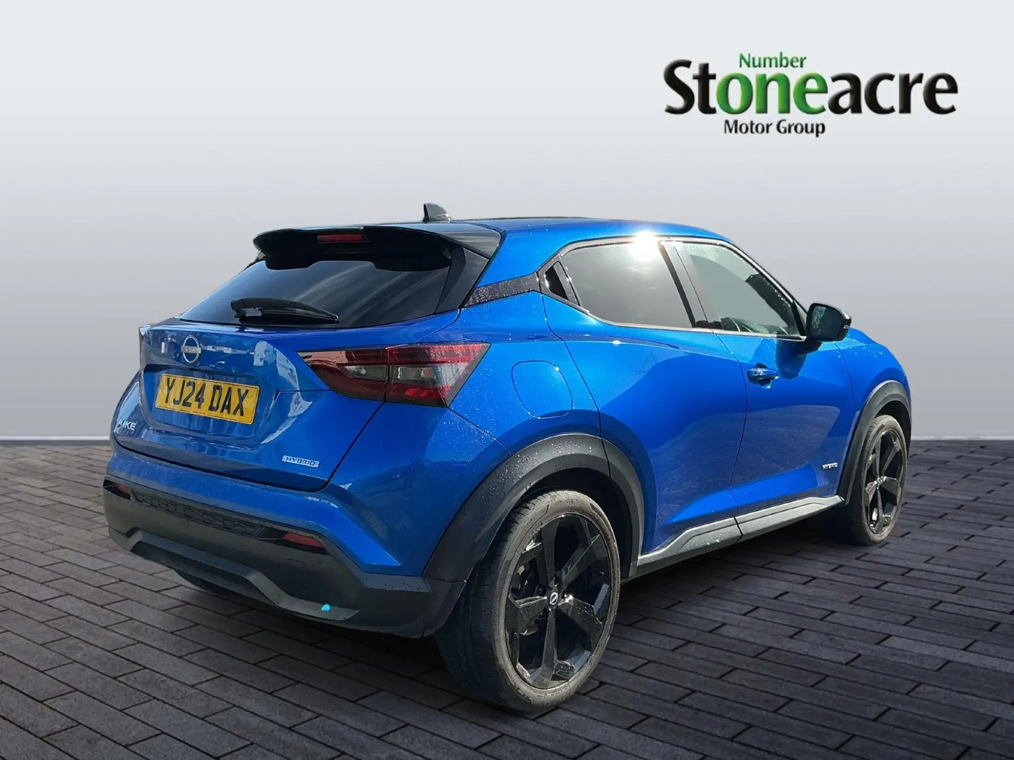 Nissan Juke Hybrid 1.6 Tekna Auto Euro 6 5dr YJ24DAX Image 3