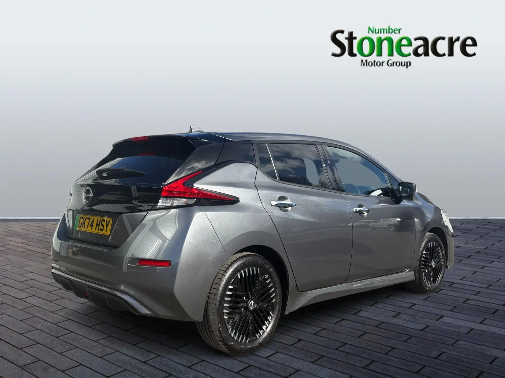 Nissan LEAF 110kW N-Connecta 39kWh 5dr Auto GK74HSY Image 3