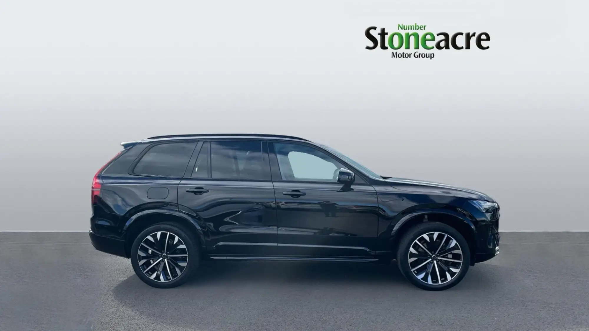 Volvo XC90 2.0 B5 MHEV Ultra Dark Auto 4WD Euro 6 (s/s) 5dr OY75LHE Image 3