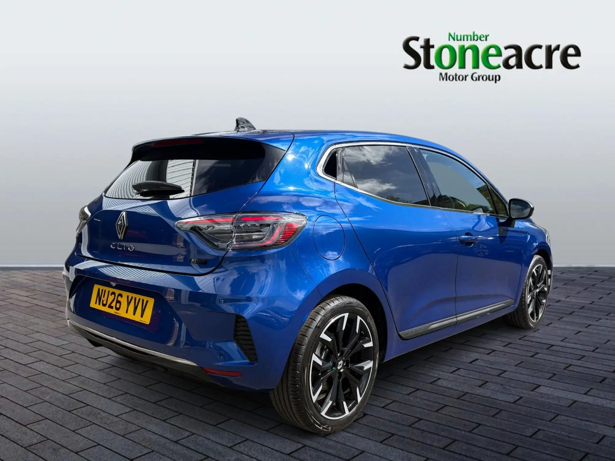 Renault Clio E-Tech Image 3