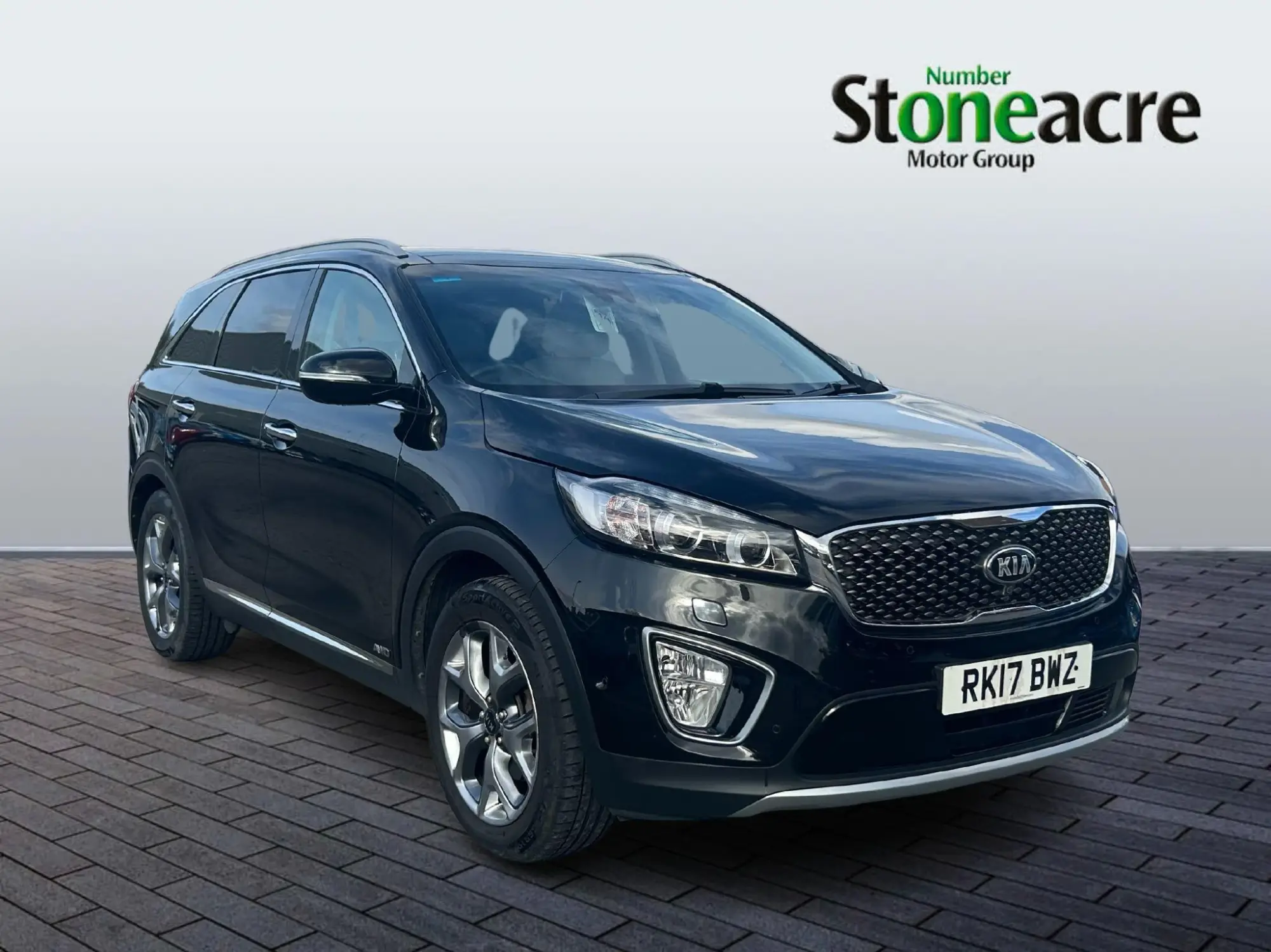 Kia Sorento 2.2 CRDi KX-4 Auto AWD Euro 6 5dr RK17BWZ Image 1