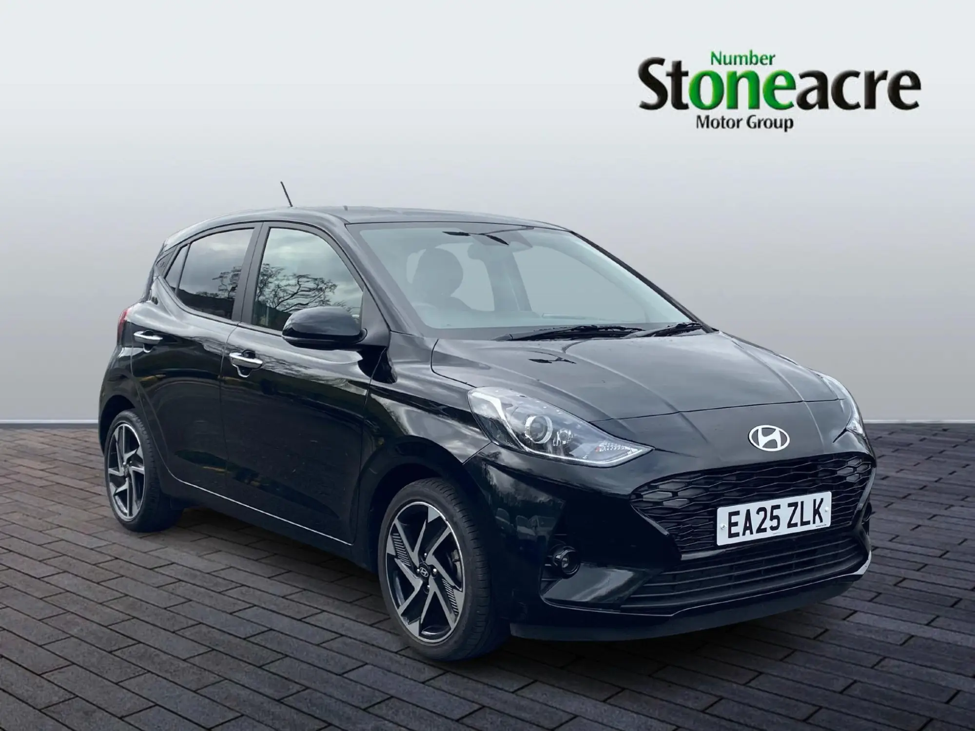 Hyundai i10 Image 1