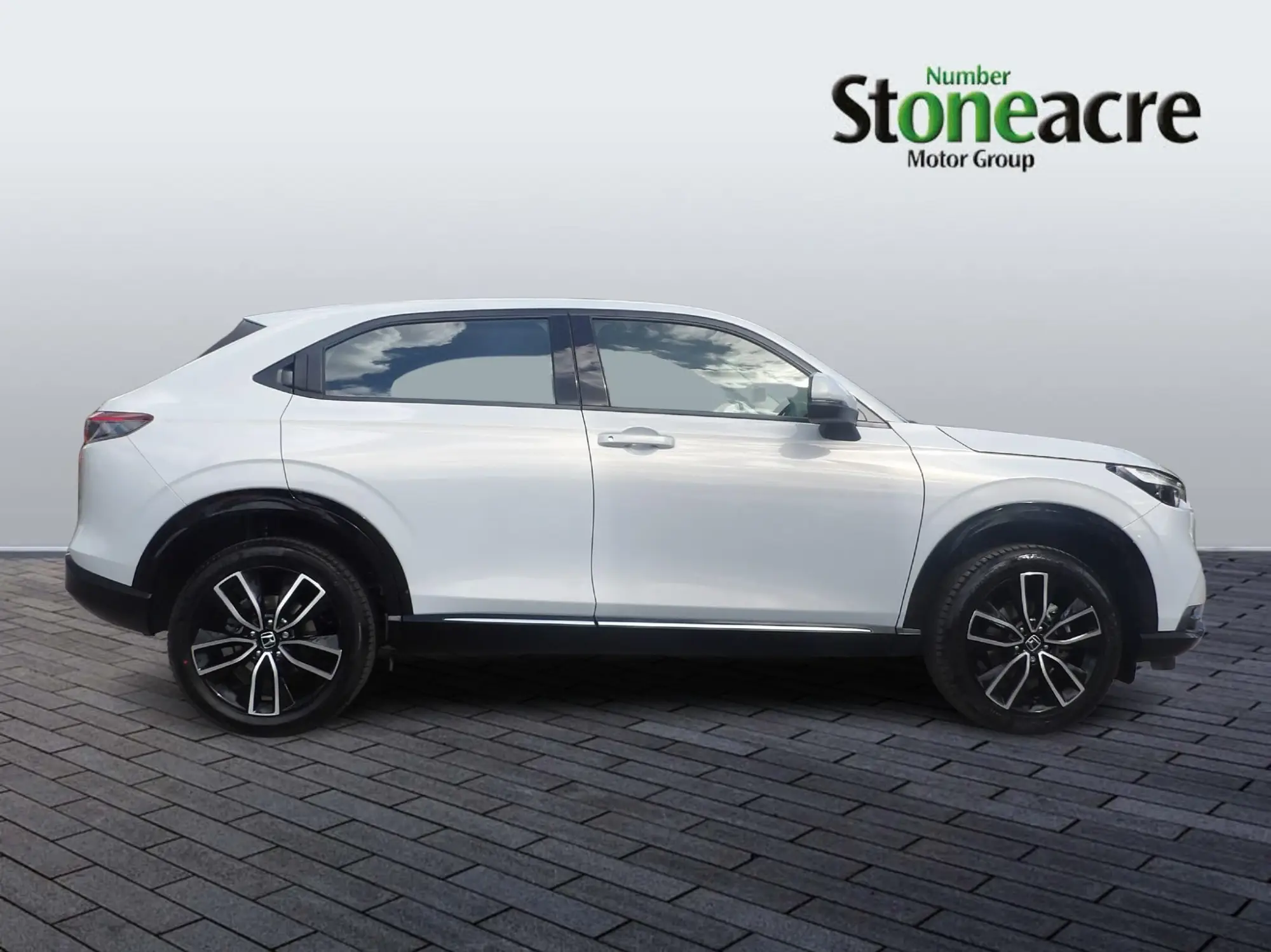 Honda HR-V Hybrid 1.5 eHEV Advance 5dr CVT YN73XUP Image 2