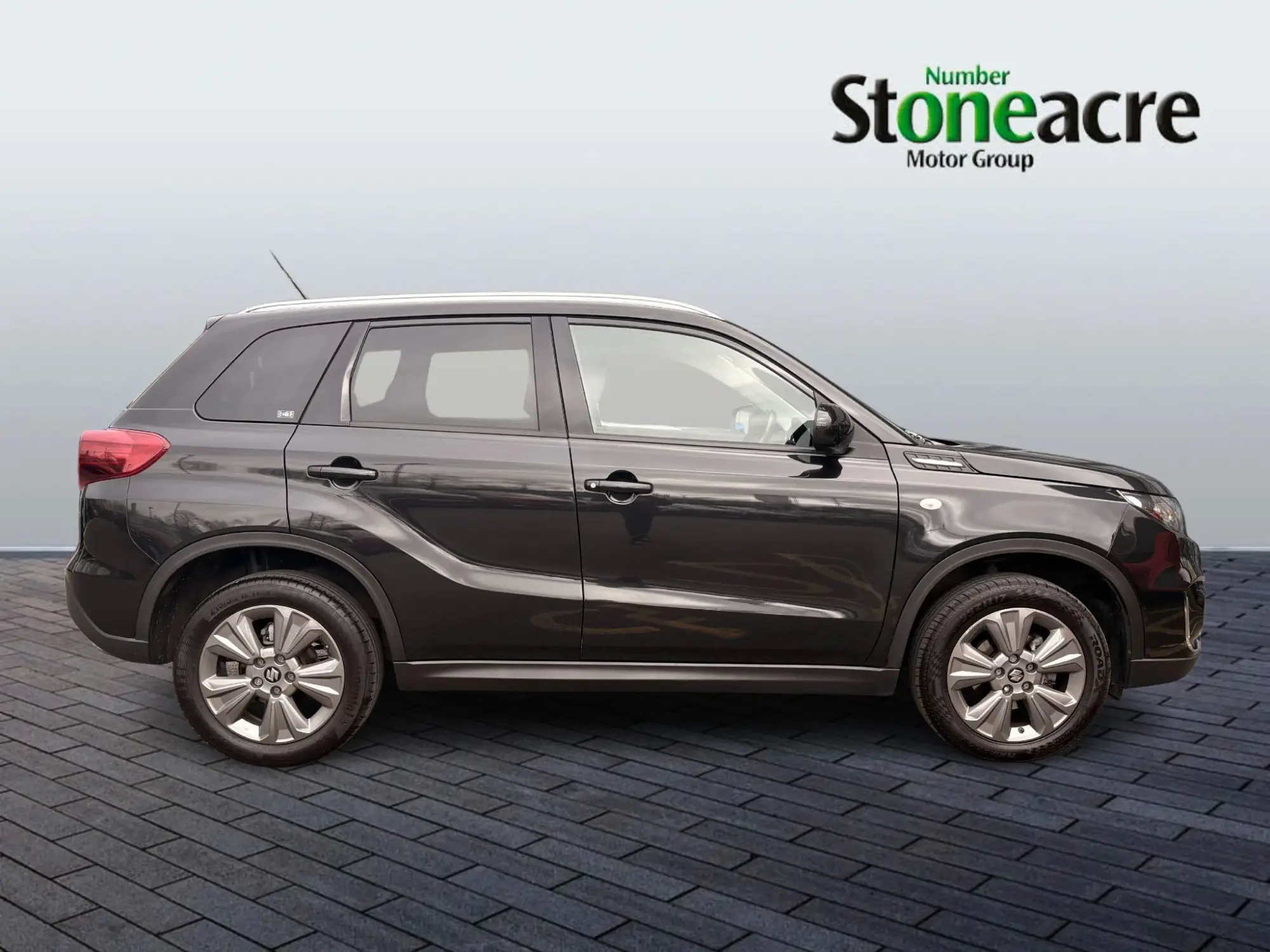 Suzuki Vitara Image 2