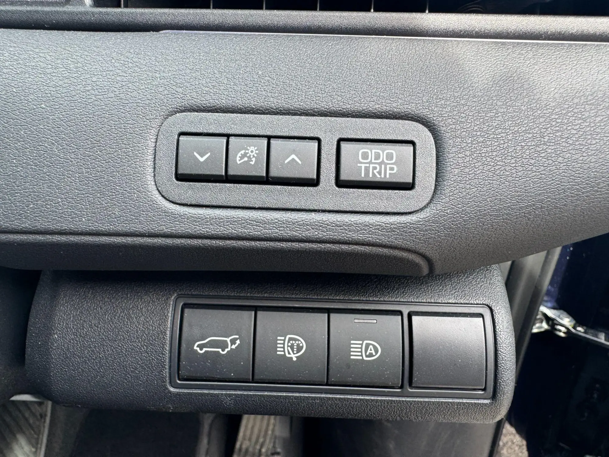 Toyota bZ4X Image 12