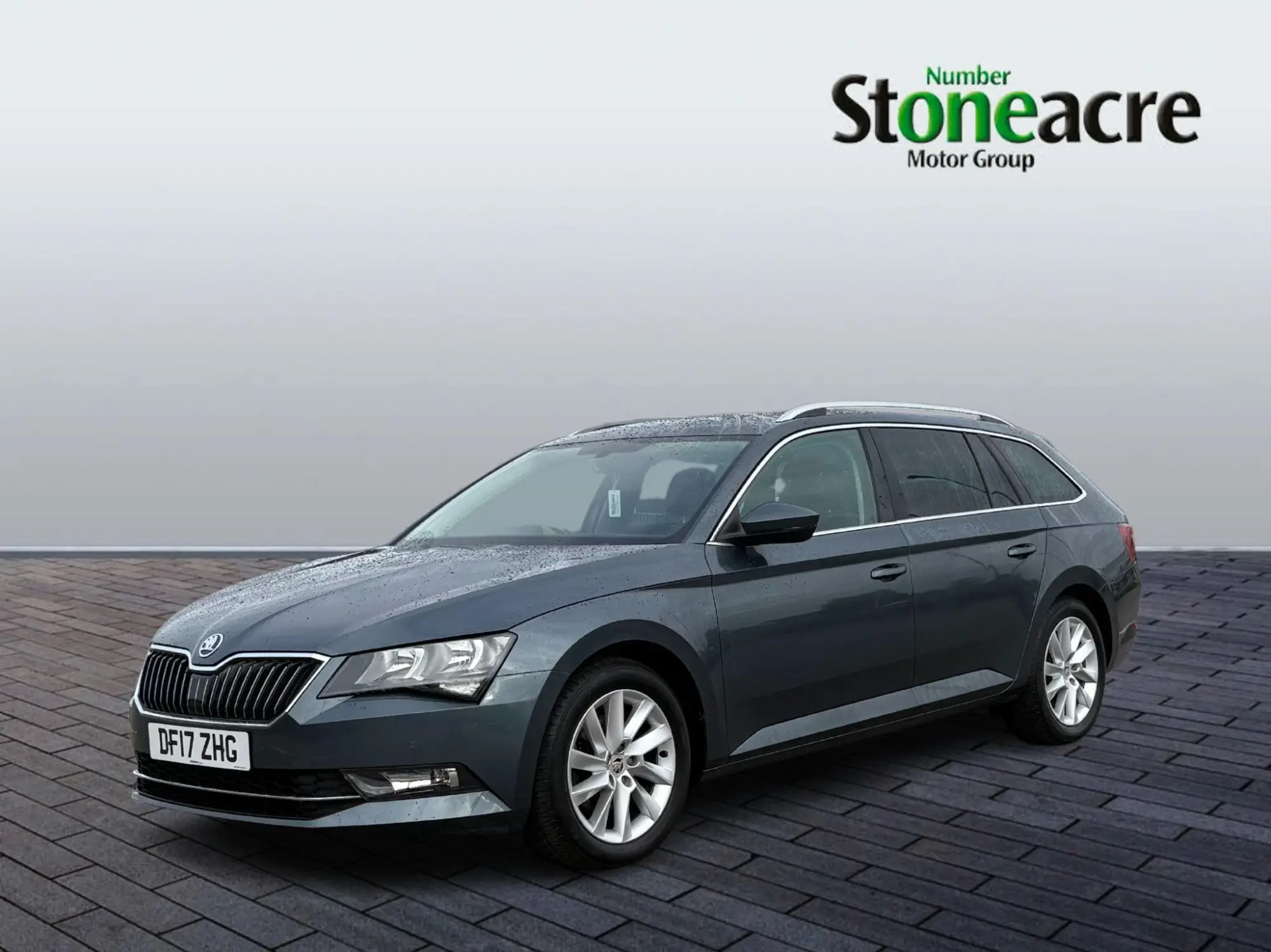Skoda Superb 2.0 TDI SE Technology DSG Auto 6Spd Euro 6 (s/s) 5dr DF17ZHG Image 3