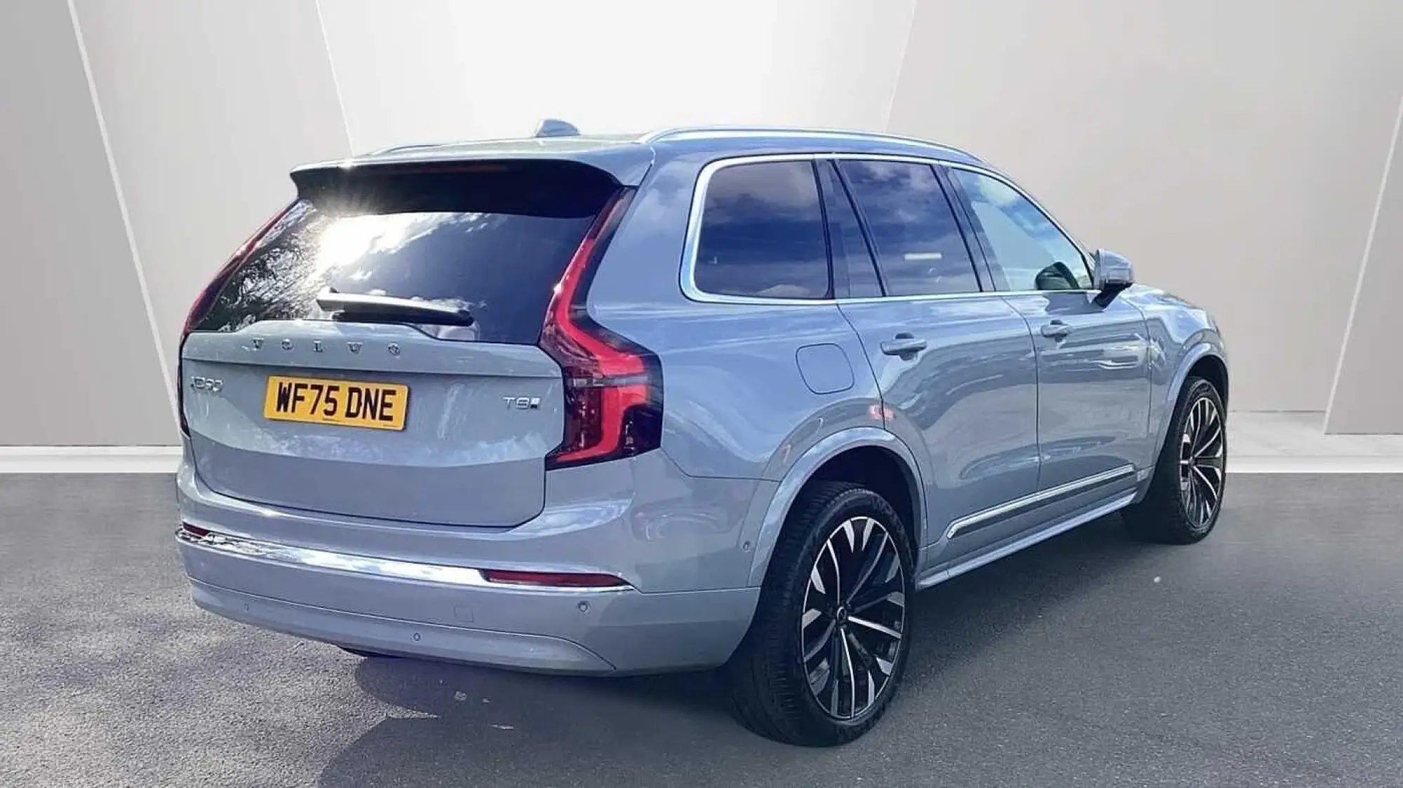 Volvo XC90 Image 2