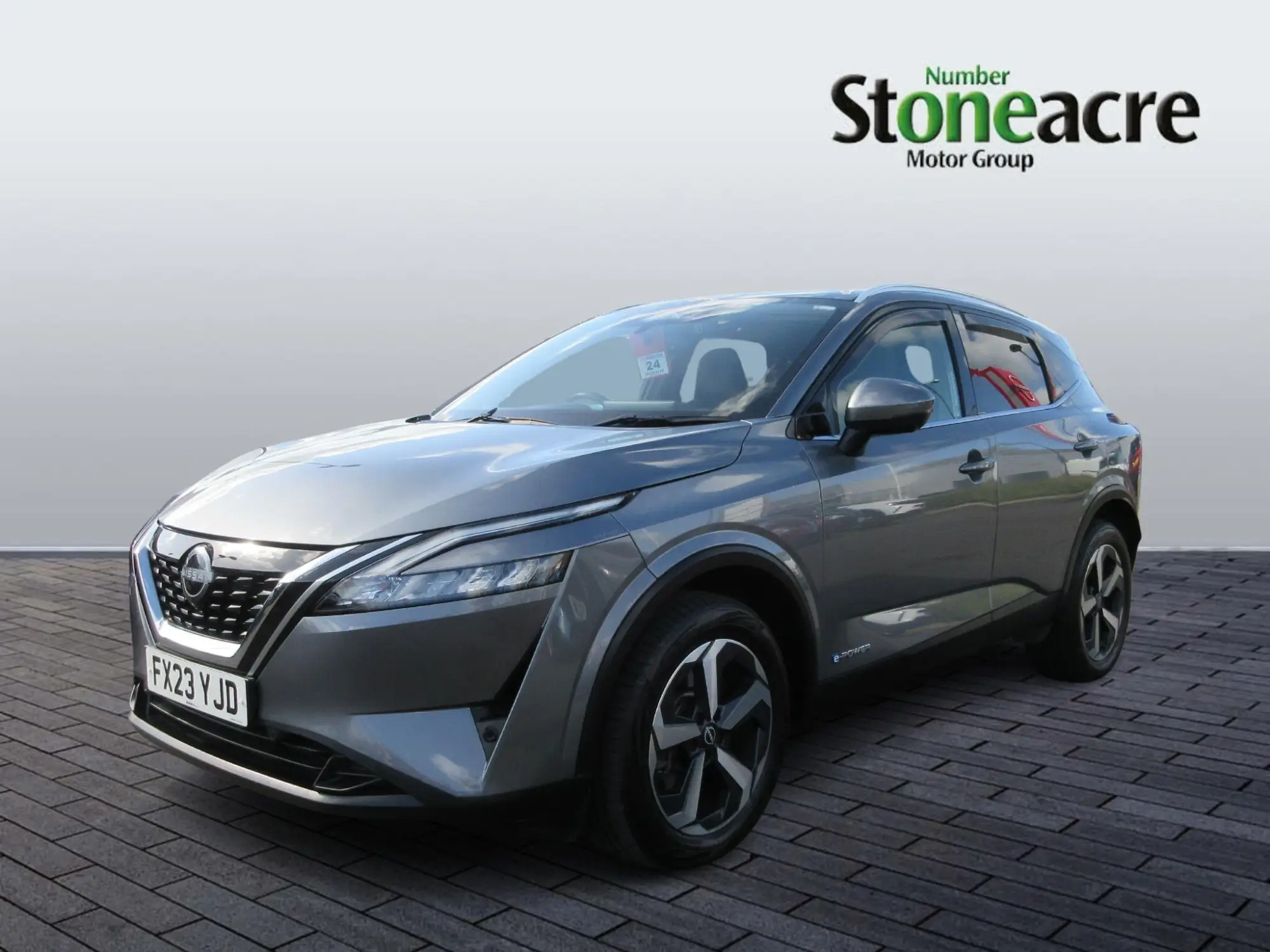 Nissan Qashqai with New e-POWER 1.5 h e-POWER N-Connecta Auto Euro 6 (s/s) 5dr FX23YJD Image 3