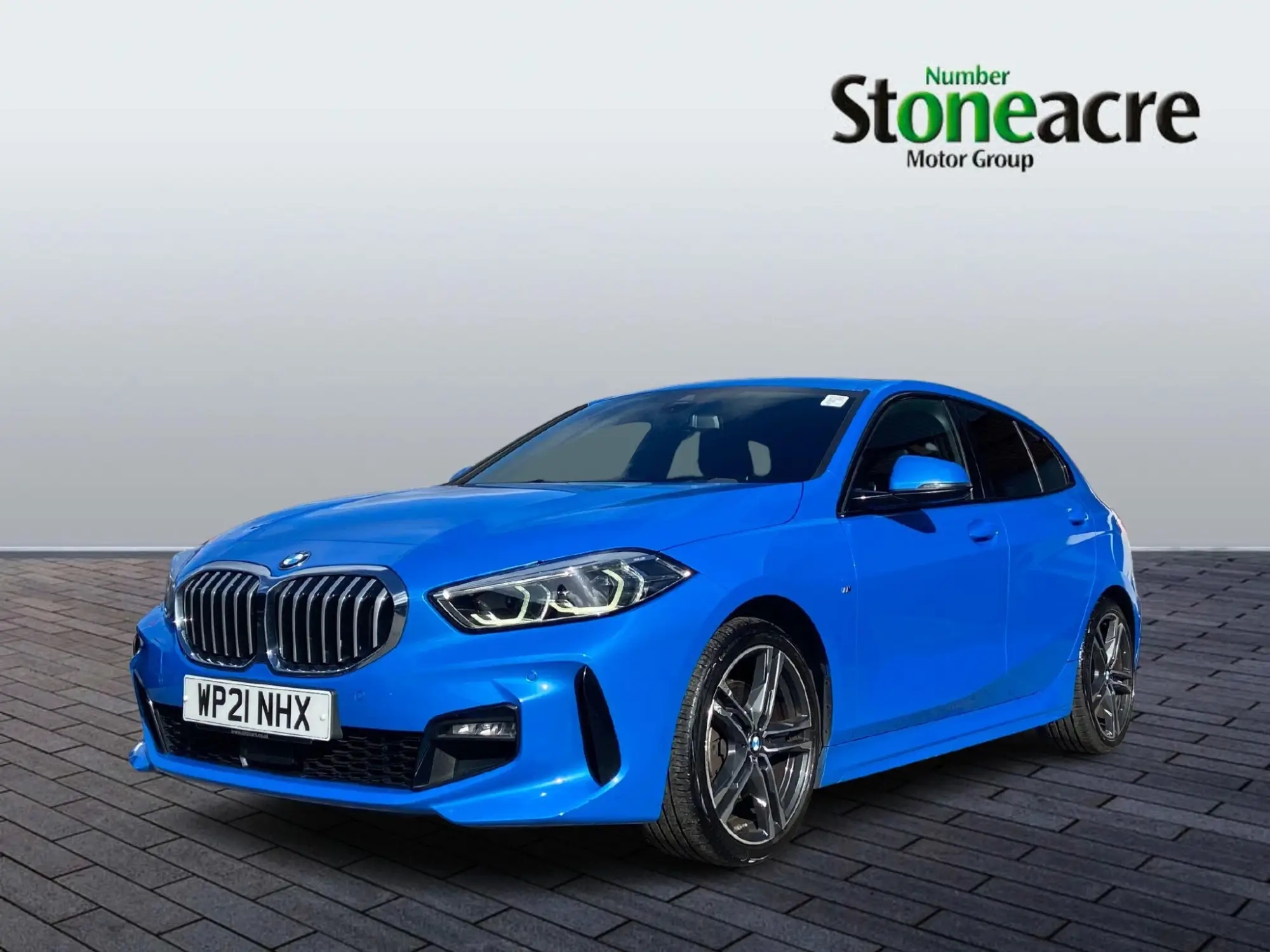 BMW 1 Series 1.5 118i M Sport DCT Euro 6 (s/s) 5dr WP21NHX Image 3