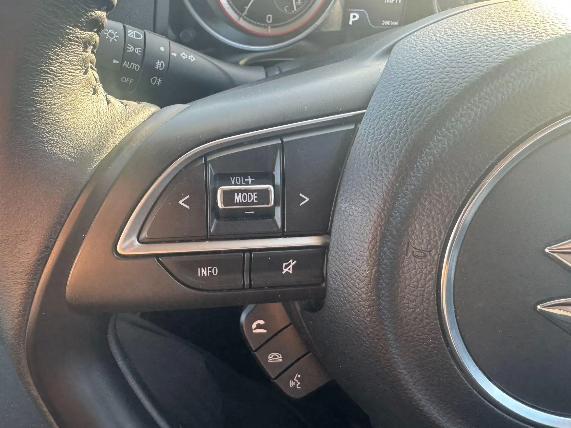 Suzuki Swift Image 20