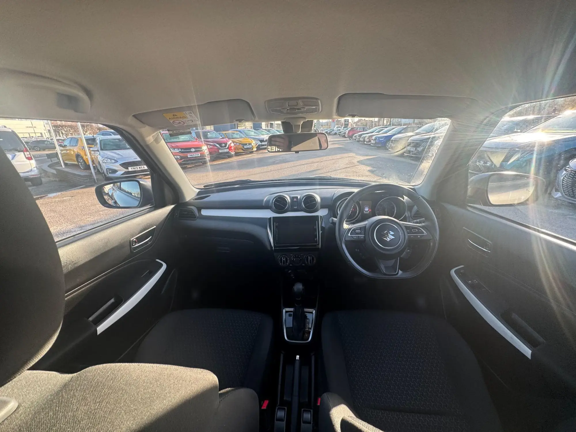 Suzuki Swift Image 31