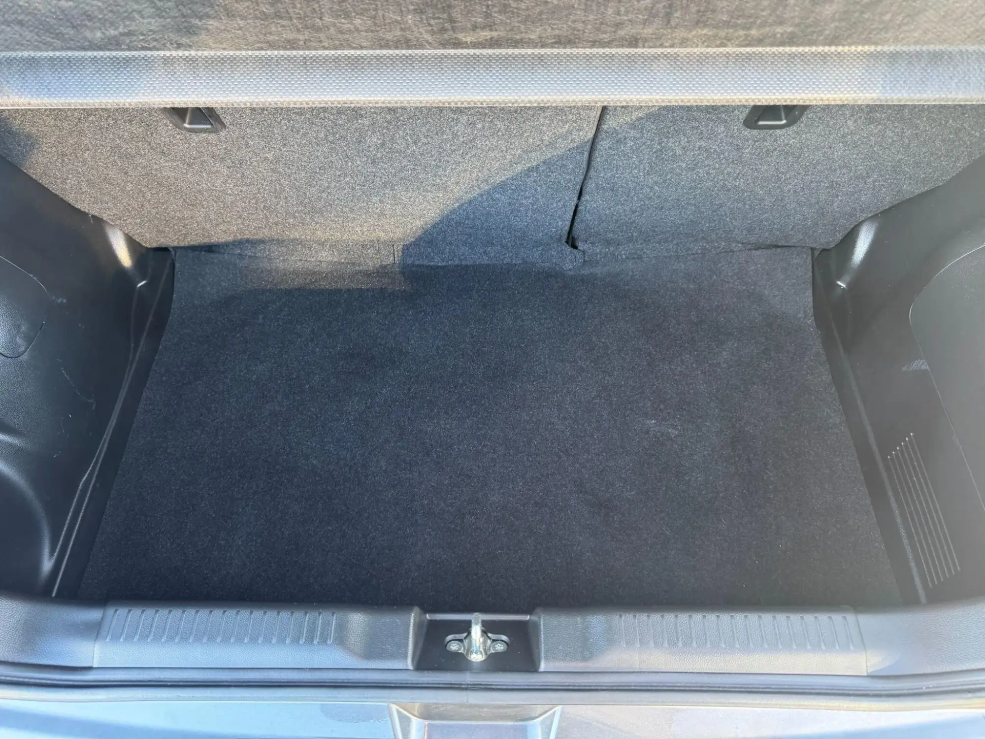 Suzuki Swift Image 33