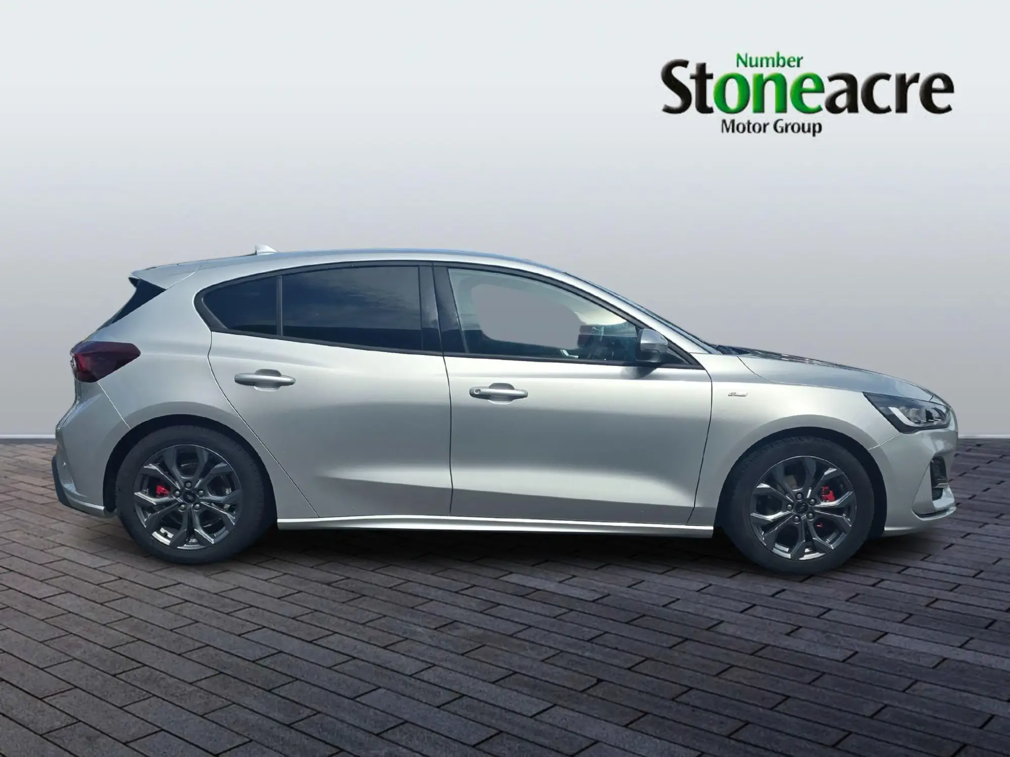 Ford Focus Image 2