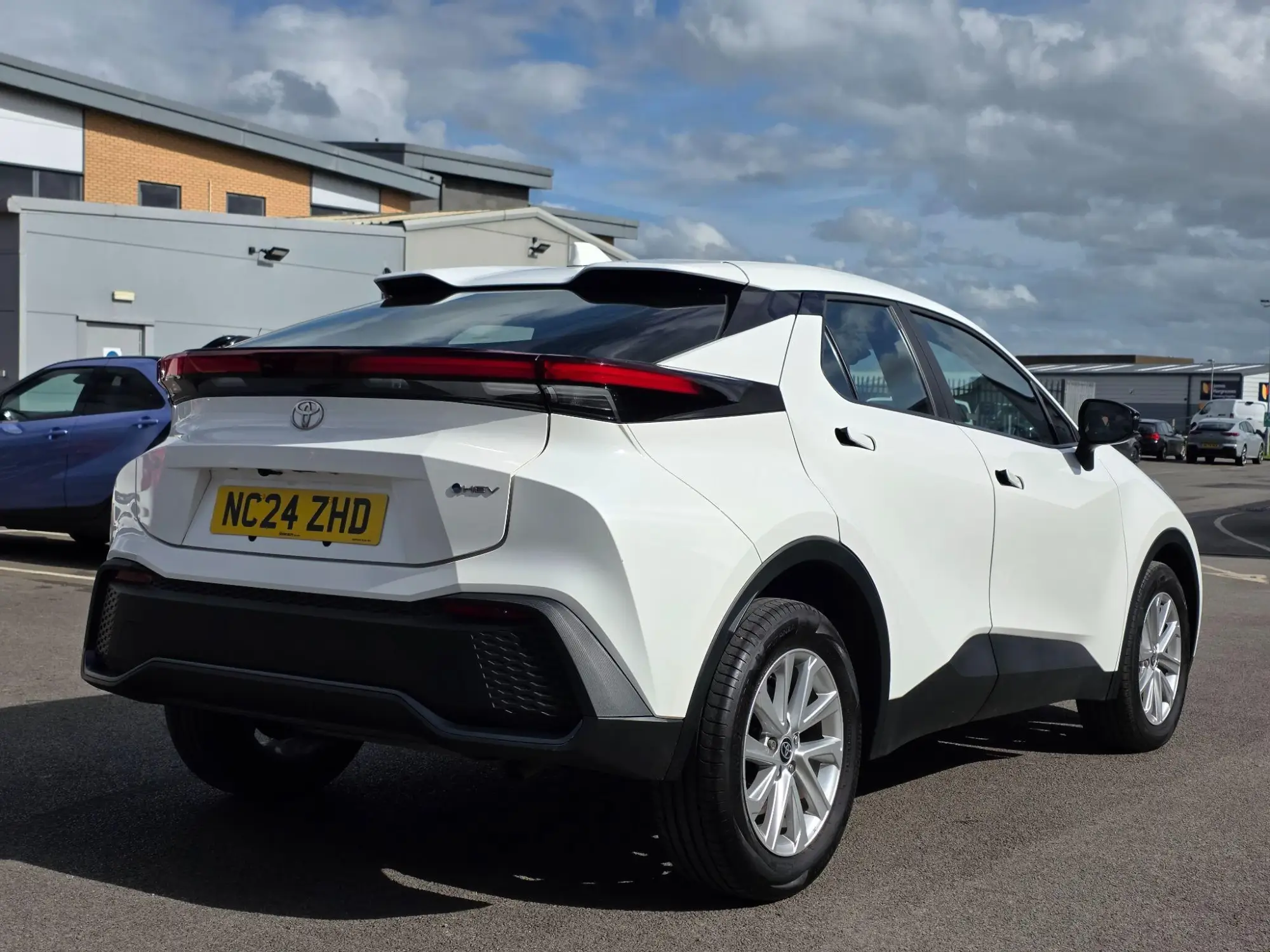 Toyota C-HR Self-Charging Hybrid Image 2