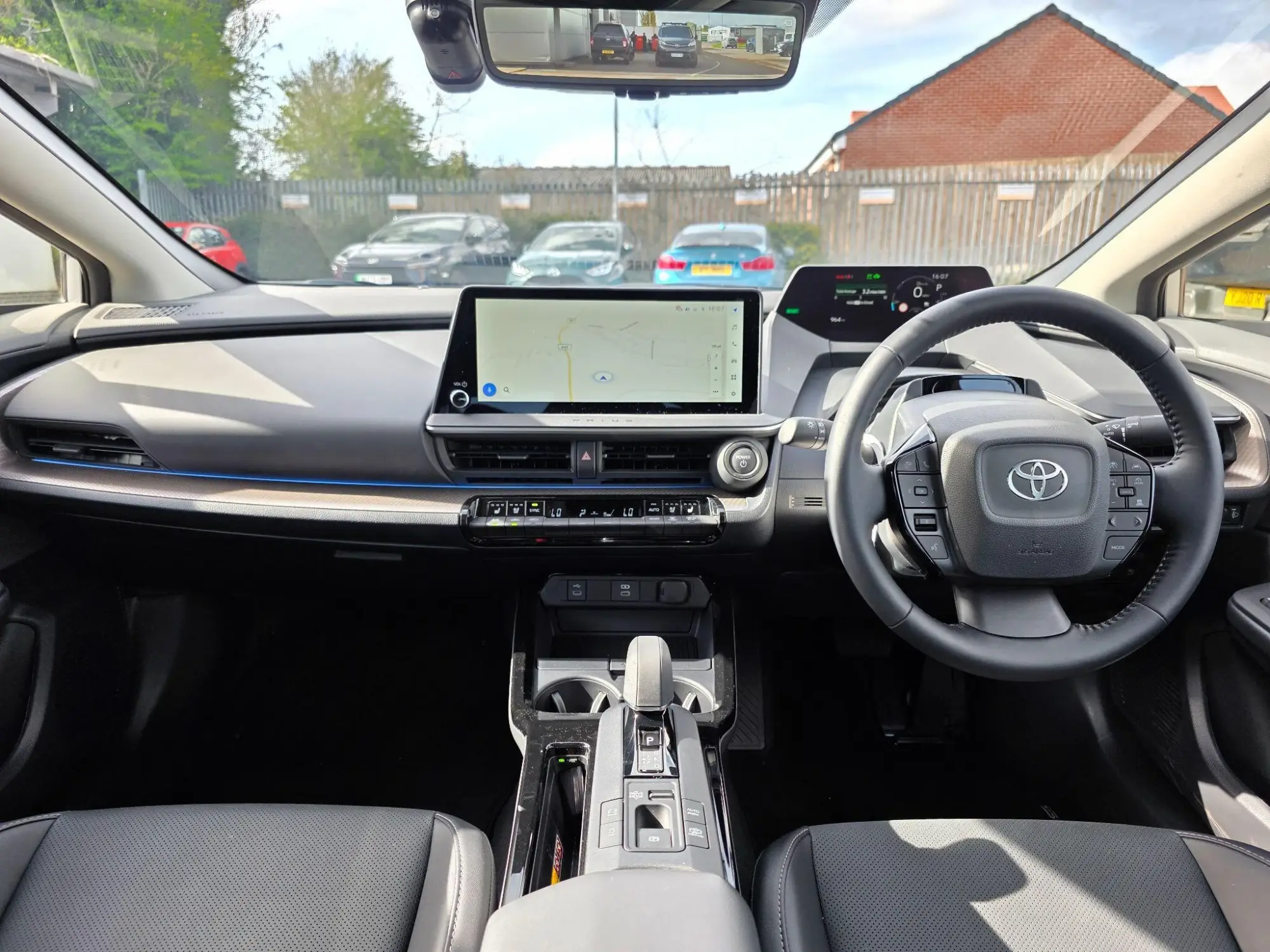 Toyota Prius Plug-in Hybrid Image 5 Toyota Prius Plug-in Hybrid Image 5