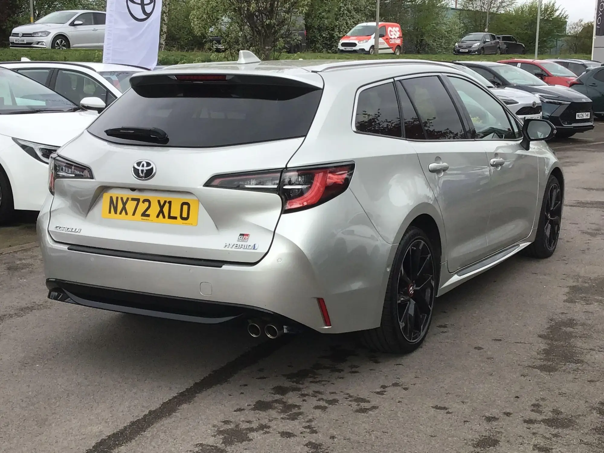 Toyota Corolla Hatchback Image 2