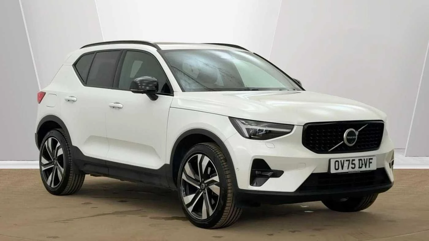Volvo XC40 listing photo