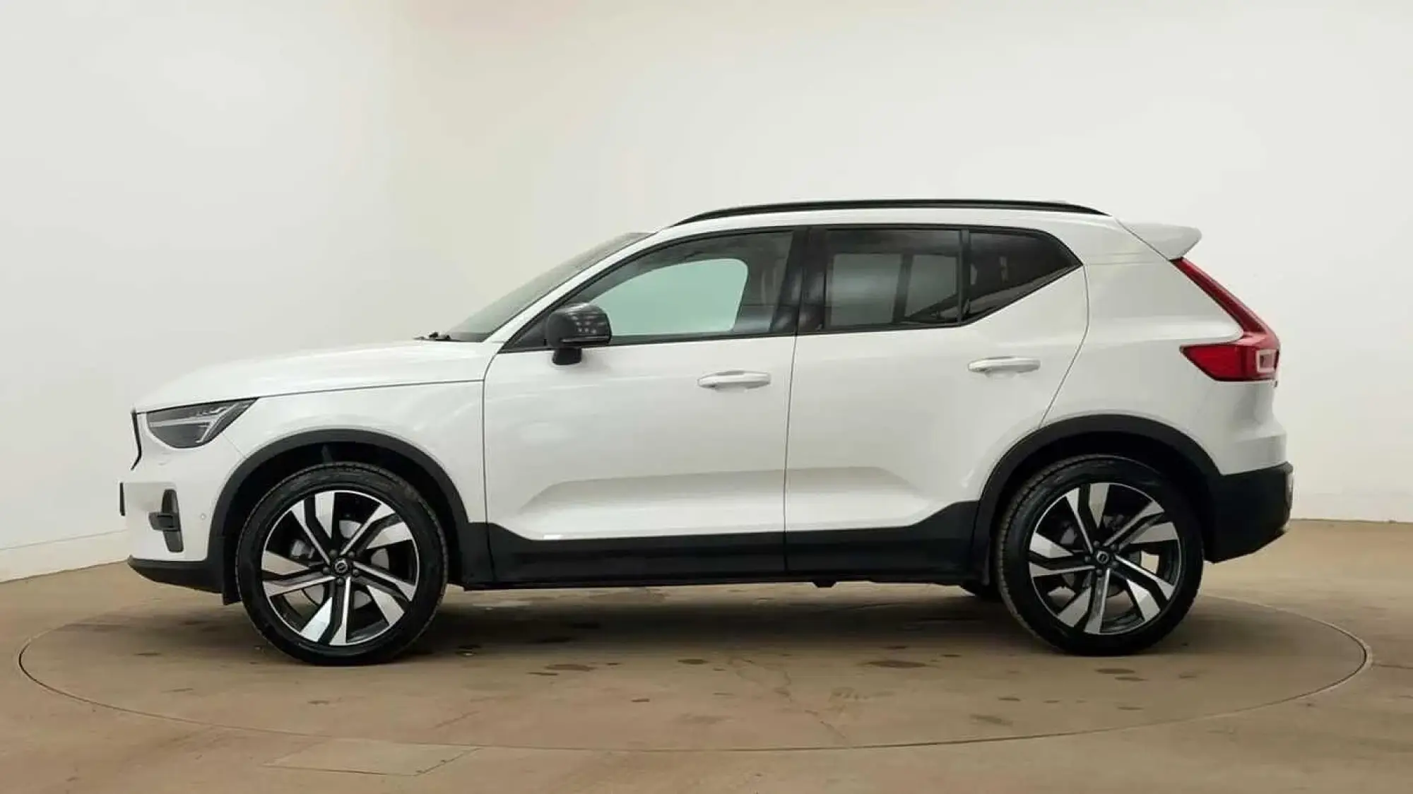 Volvo XC40 Image 6
