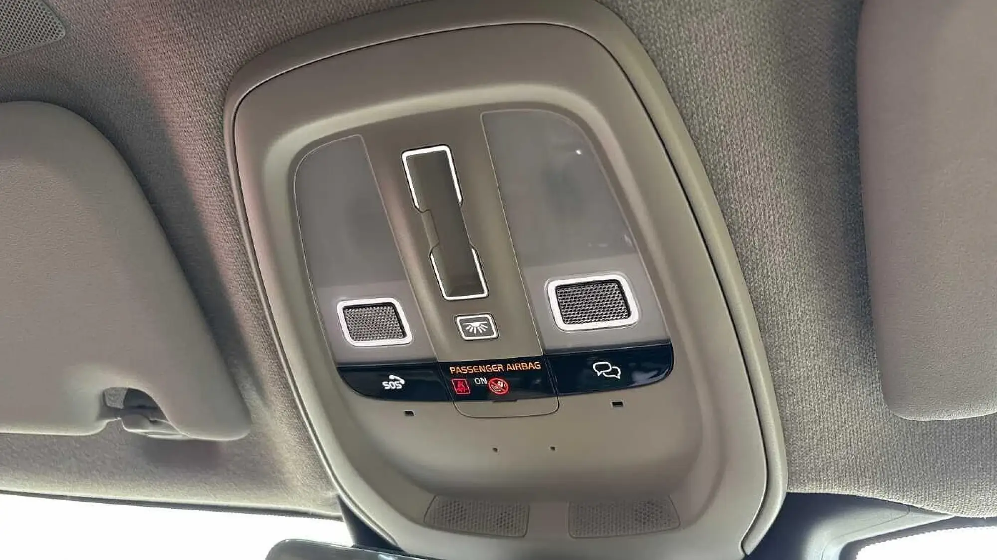 Volvo XC40 Image 32