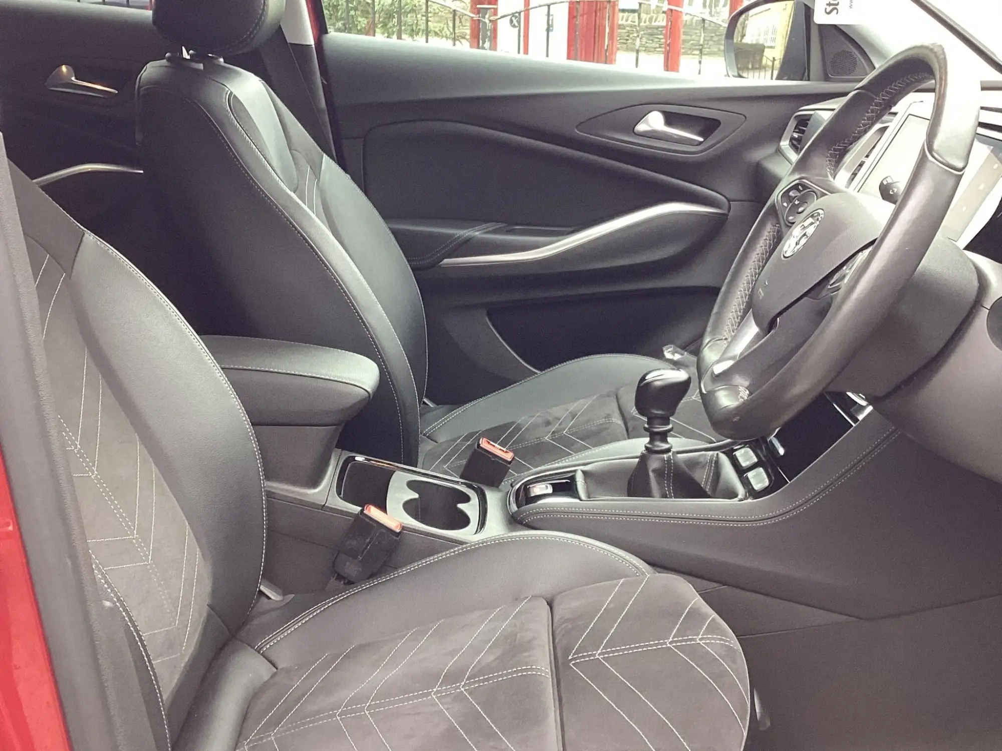 Vauxhall Grandland Image 19