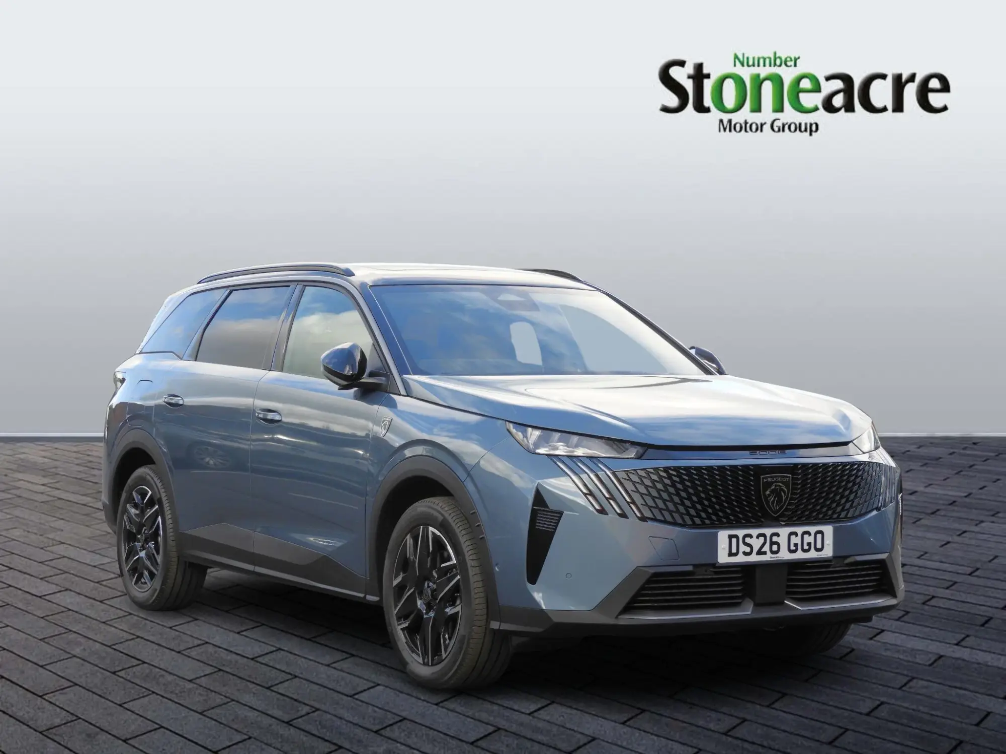 Peugeot 5008 Image 1