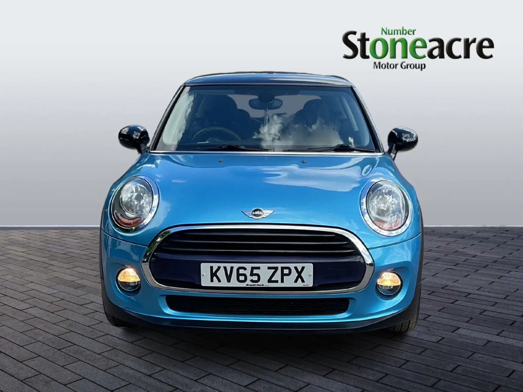 MINI Hatch 1.5 Cooper Euro 6 (s/s) 3dr KV65ZPX Image 2