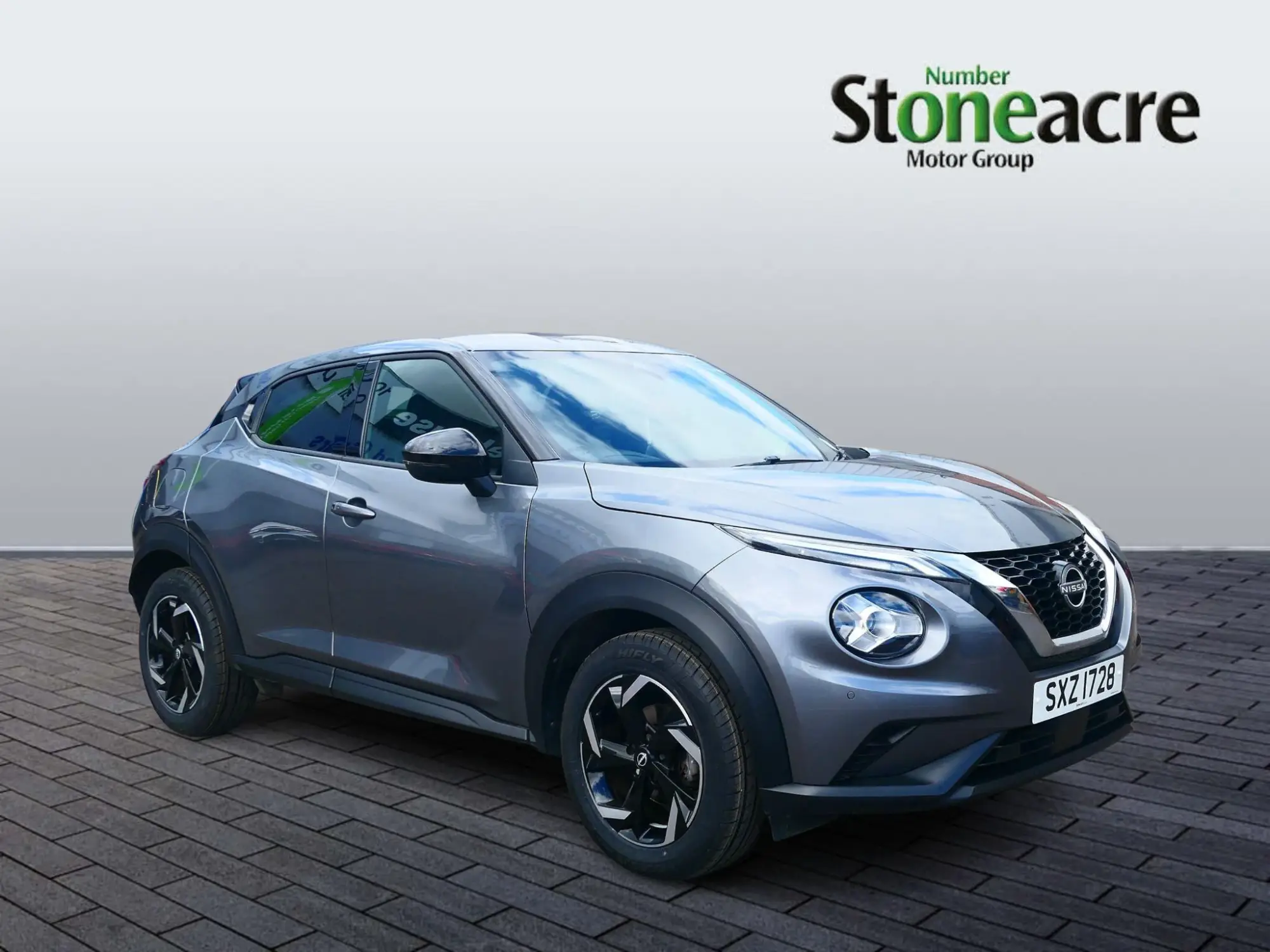 Nissan Juke 1.0 DiG-T N-Connecta 5dr SXZ1728 Image 1