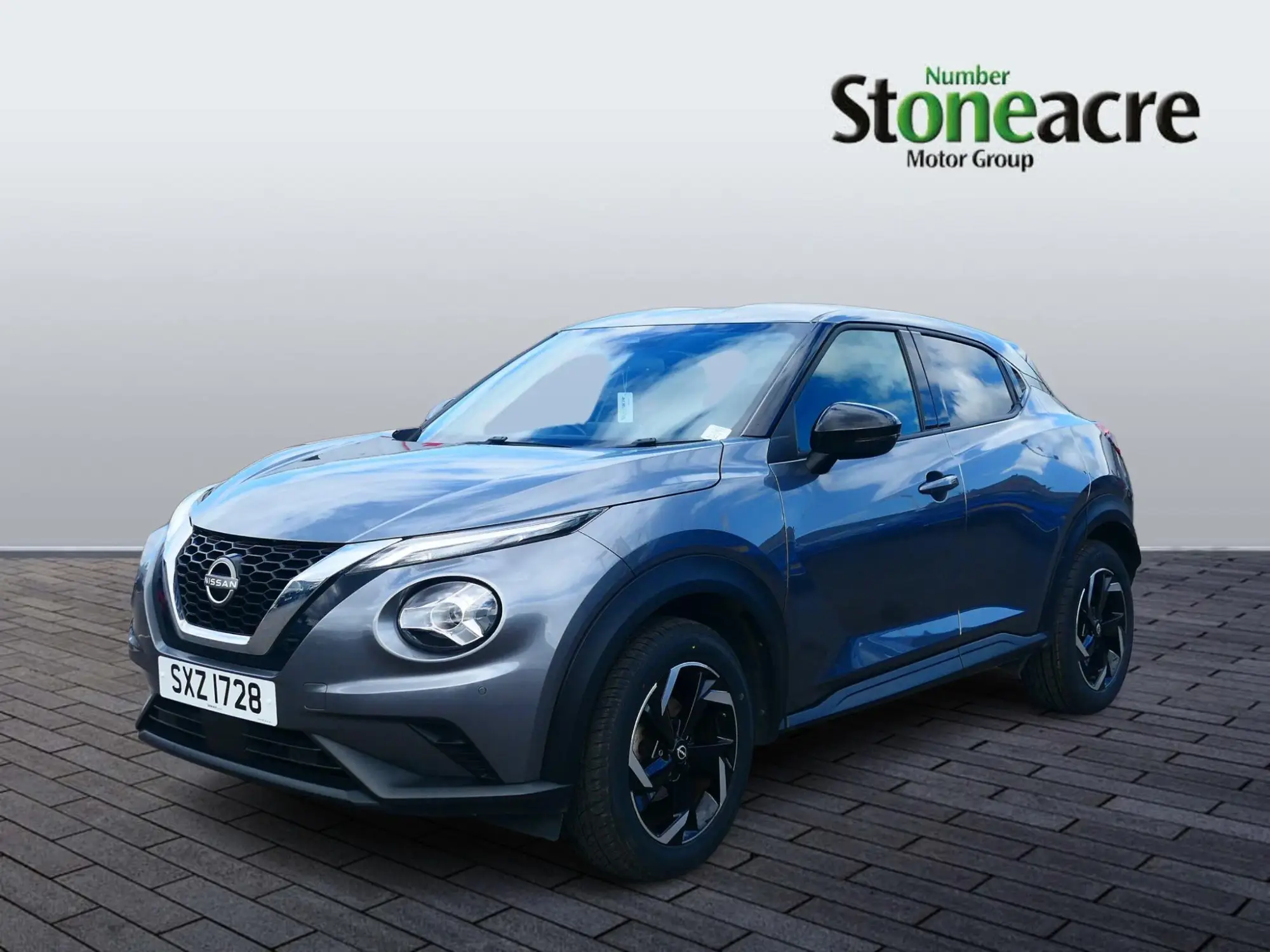 Nissan Juke 1.0 DiG-T N-Connecta 5dr SXZ1728 Image 3