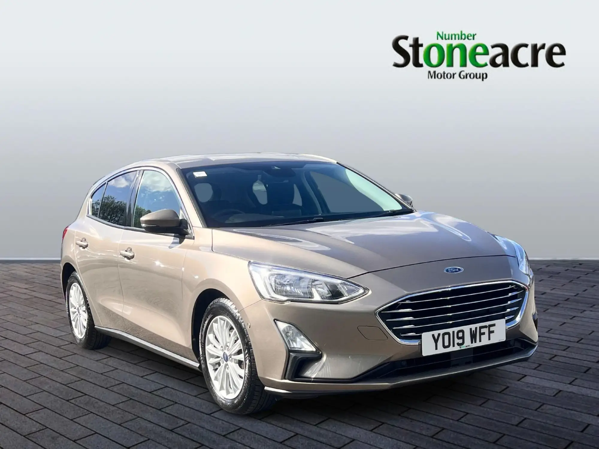 Ford Focus 1.0 EcoBoost 125 Titanium 5dr YO19WFF Image 1