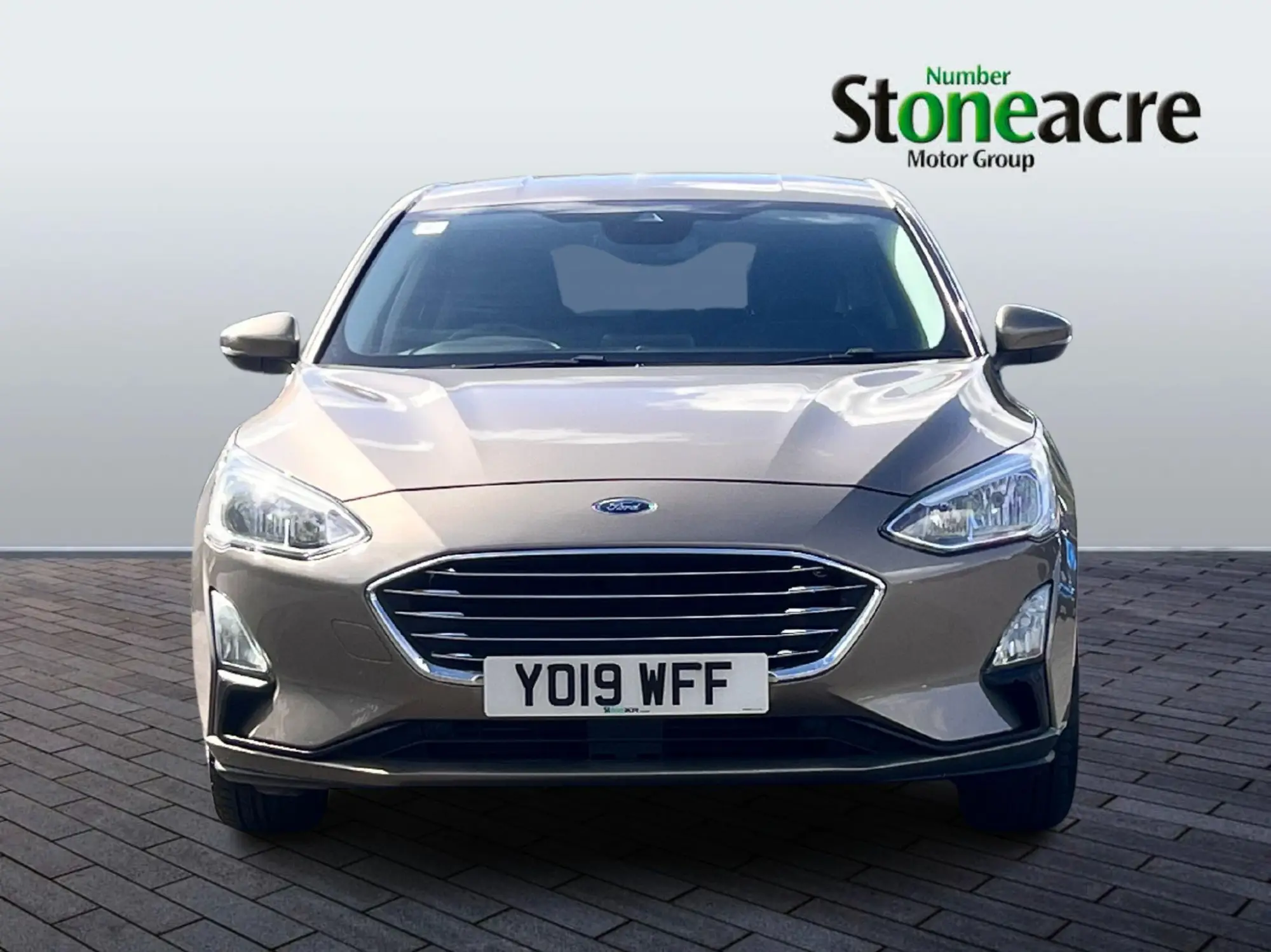 Ford Focus 1.0 EcoBoost 125 Titanium 5dr YO19WFF Image 2