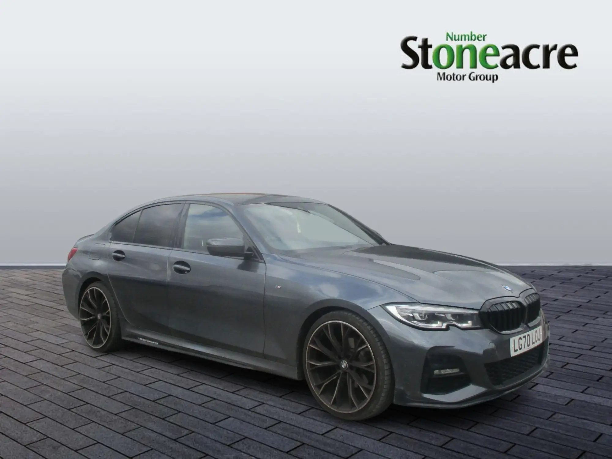 BMW 3 Series 2.0 320i M Sport Auto Euro 6 (s/s) 4dr LG70LOJ Image 1