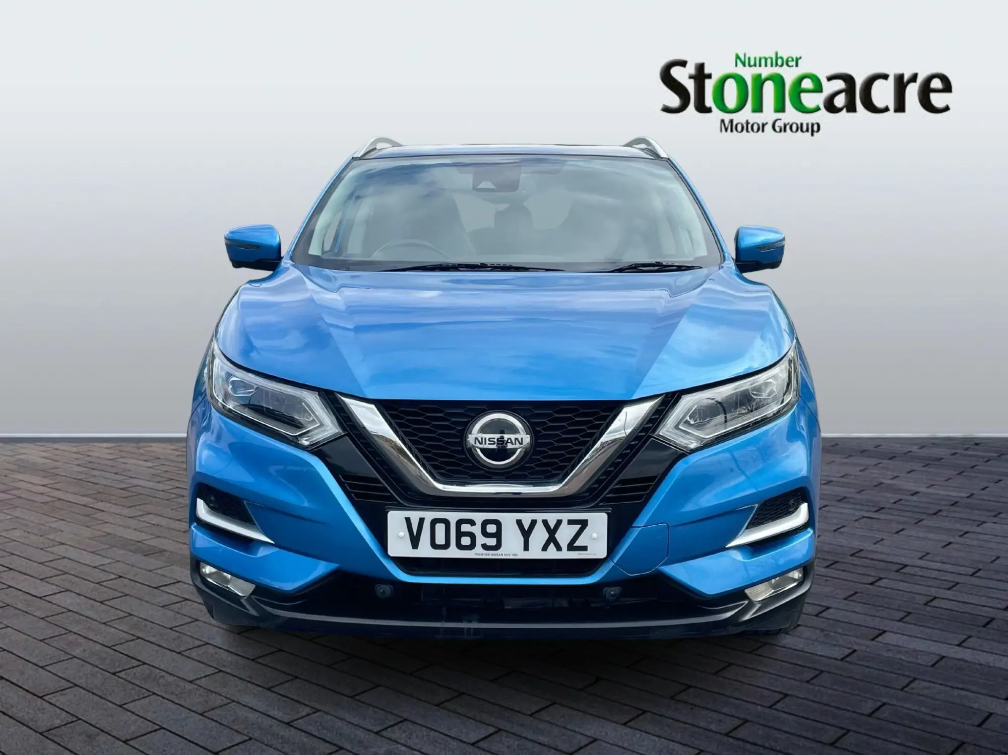 Nissan Qashqai 1.3 DIG-T Tekna Euro 6 (s/s) 5dr VO69YXZ Image 2