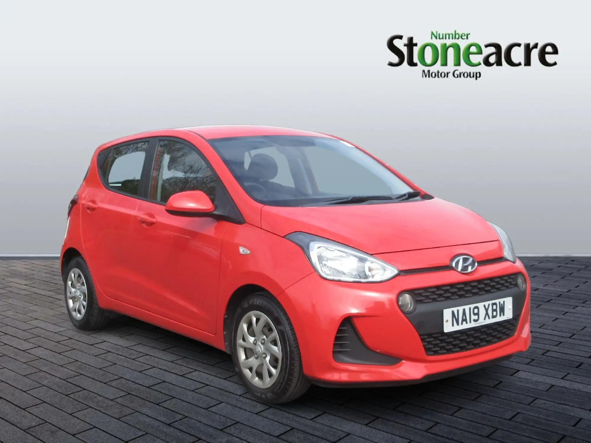 Hyundai i10 1.2 SE 5dr NA19XBW Image 1
