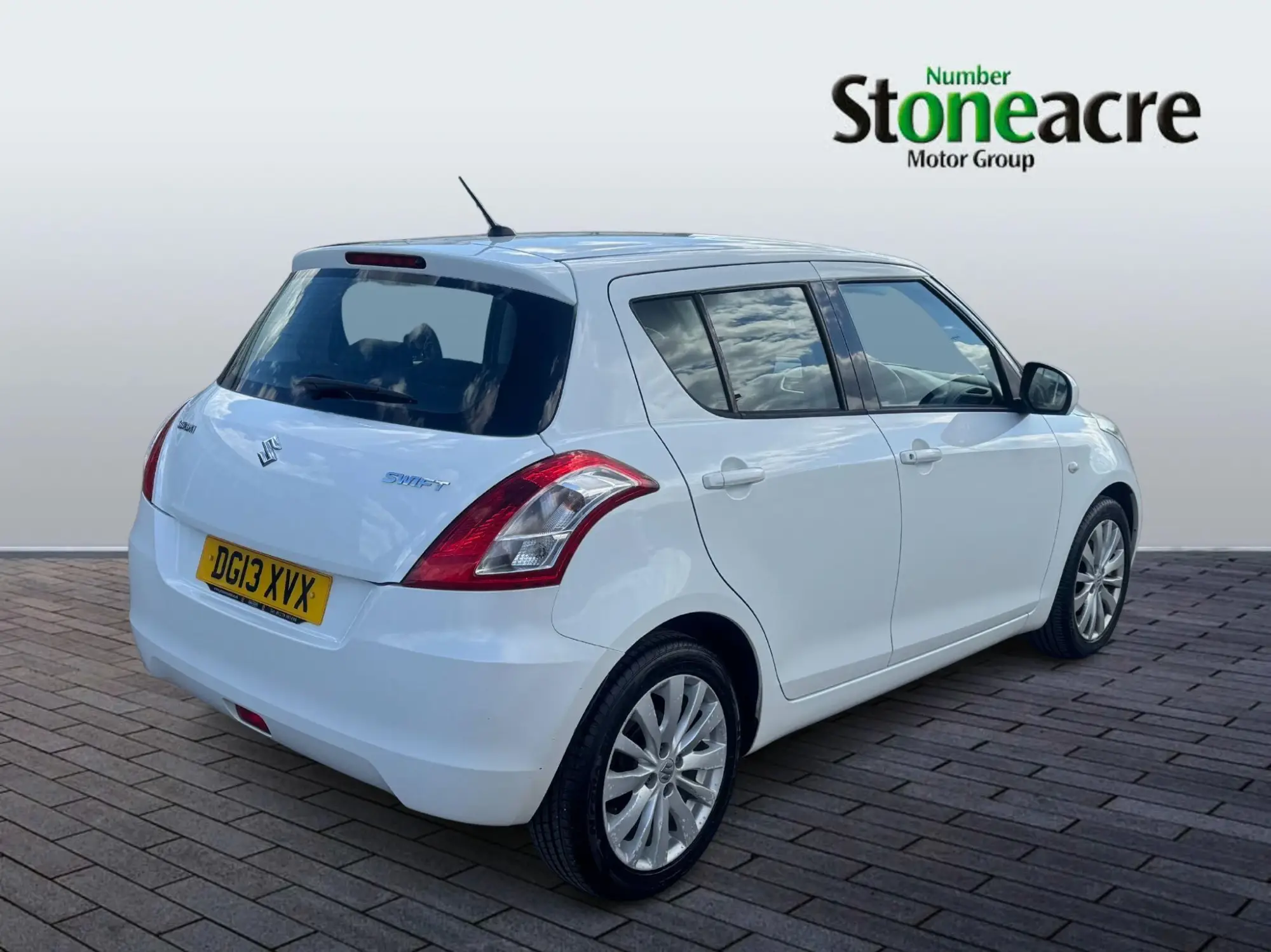 Suzuki Swift Image 3