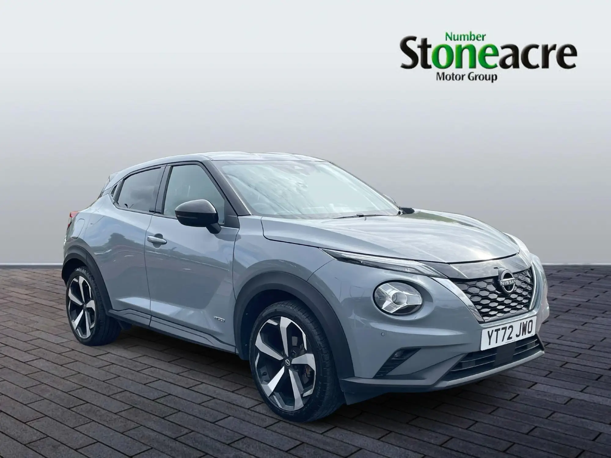 Nissan Juke Hybrid 1.6 Tekna Auto Euro 6 5dr YT72JWO Image 1