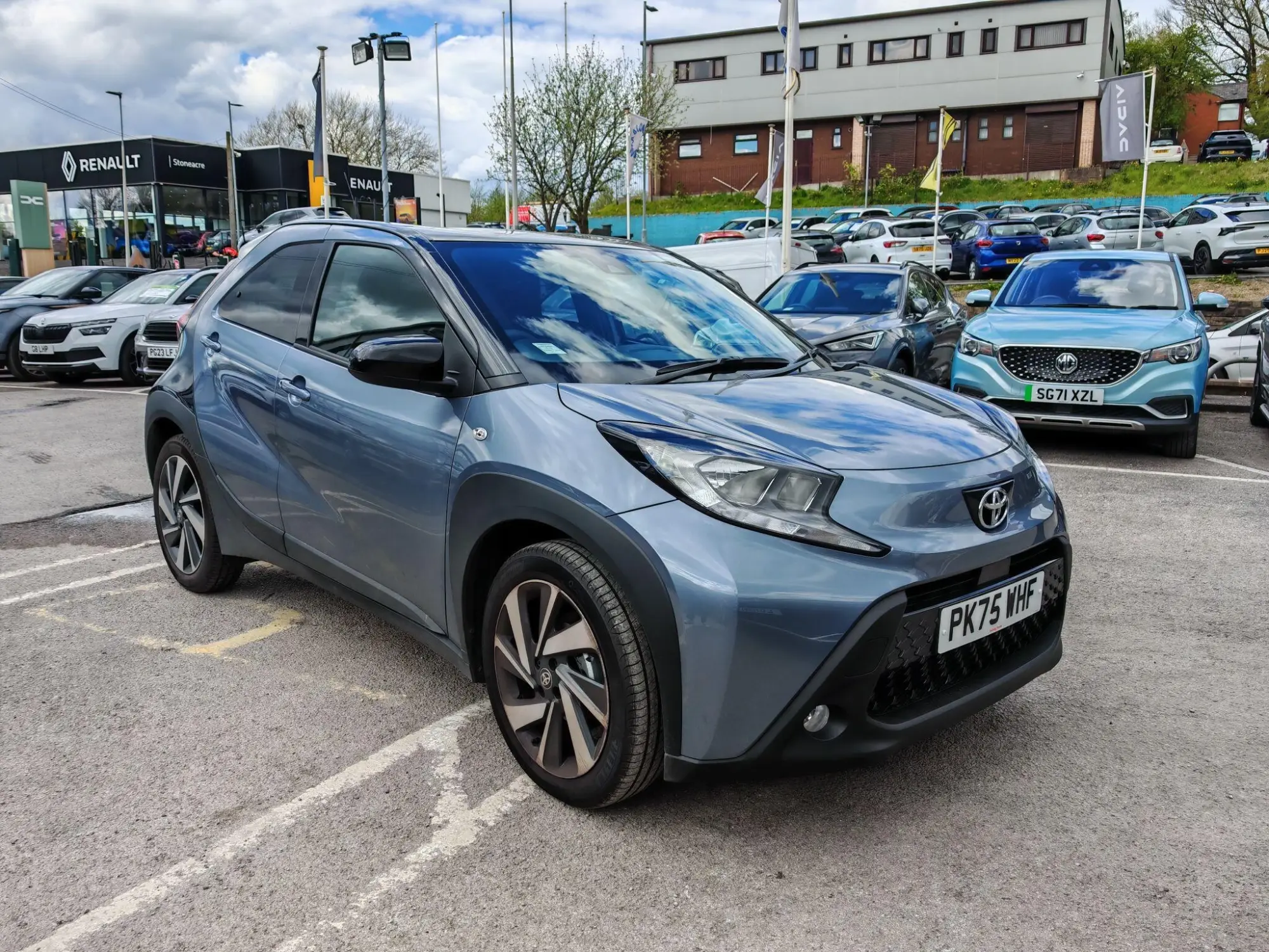 Toyota Aygo X 1.0 VVT-i Edge 5dr PK75WHF Image 1