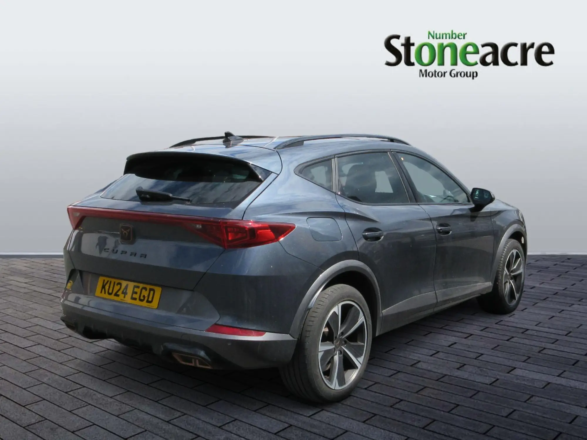 CUPRA Formentor 1.4 12.8kWh V1 DSG Euro 6 (s/s) 5dr KU24EGD Image 3