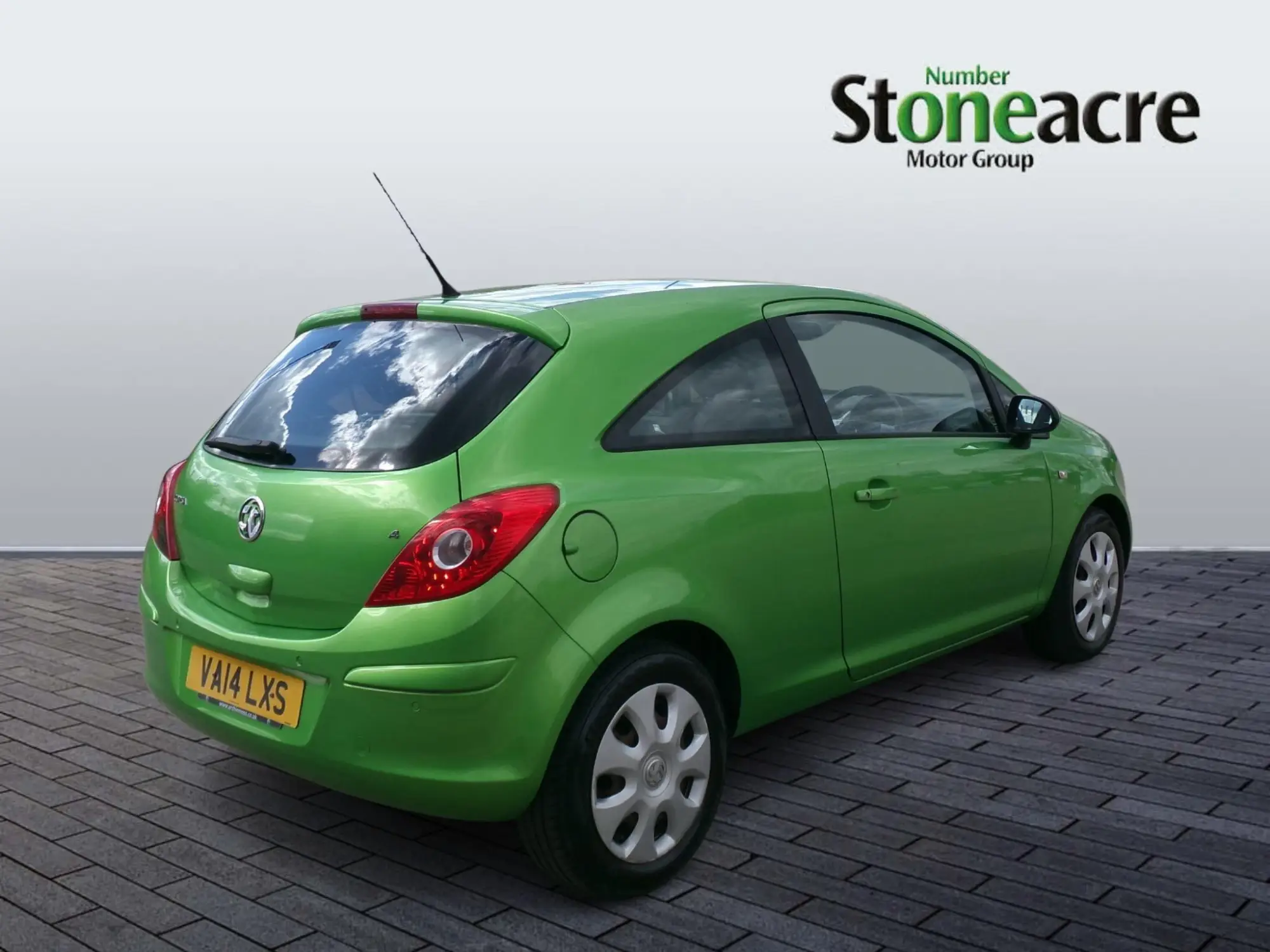 Vauxhall Corsa 1.4 16V Design Euro 5 3dr (A/C) VA14LXS Image 3