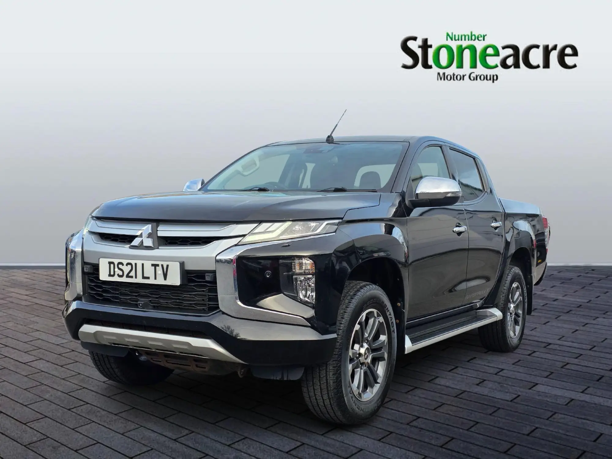 Mitsubishi L200 Image 3