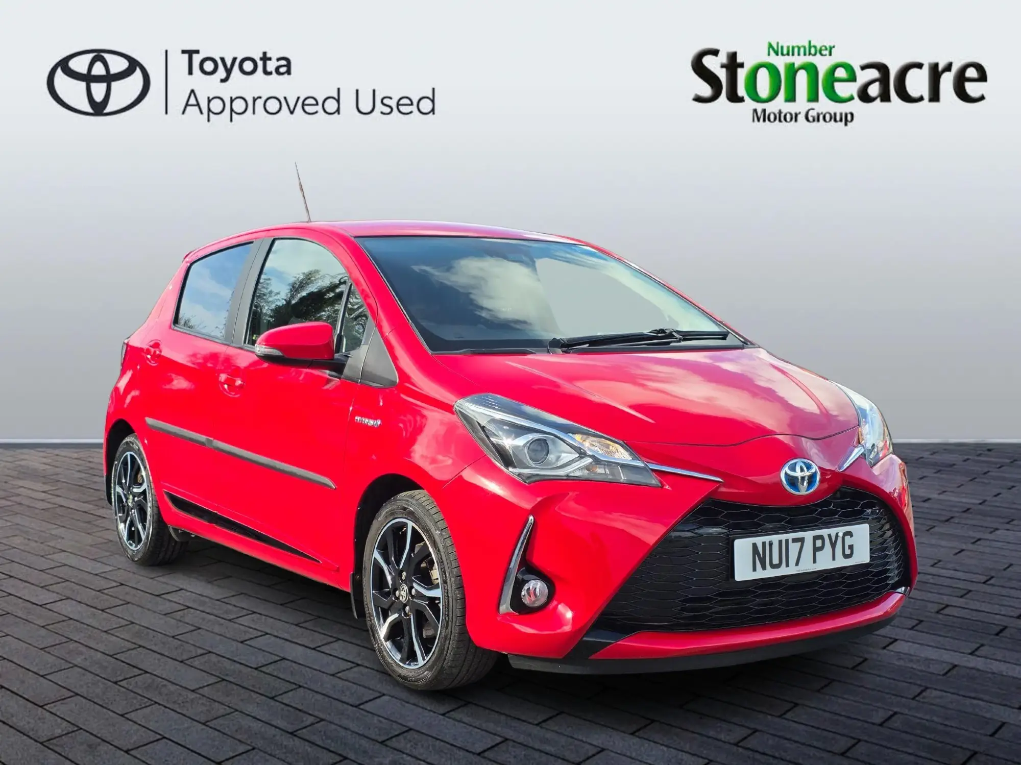 Toyota Yaris 1.5 VVT-h Design E-CVT Euro 6 5dr NU17PYG Image 1