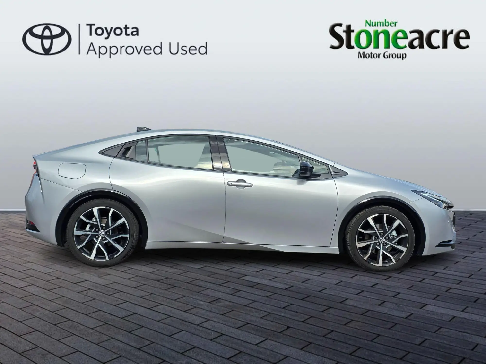 Toyota Prius Plug-in Hybrid Image 15 Toyota Prius Plug-in Hybrid Image 15