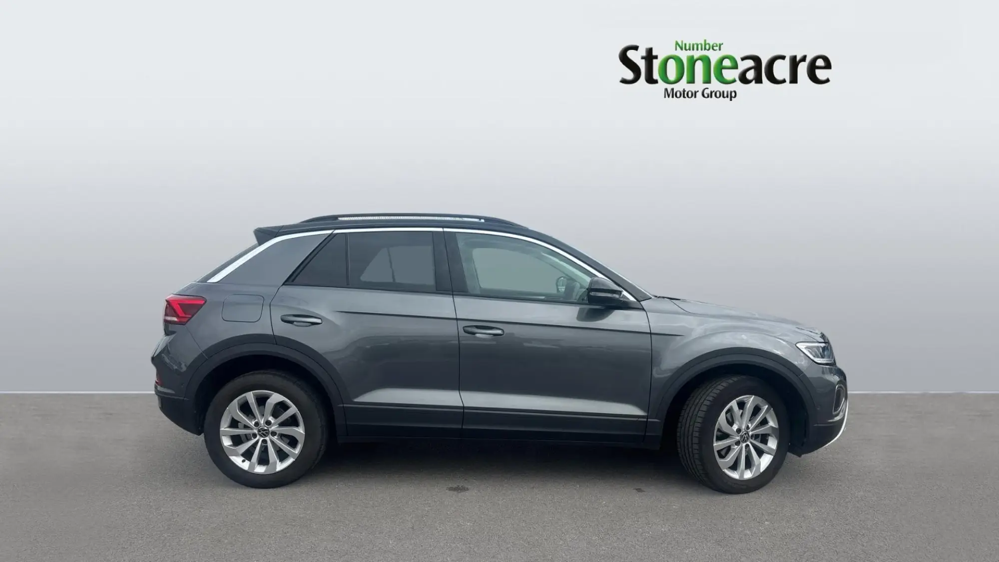 Volkswagen T-Roc Image 3