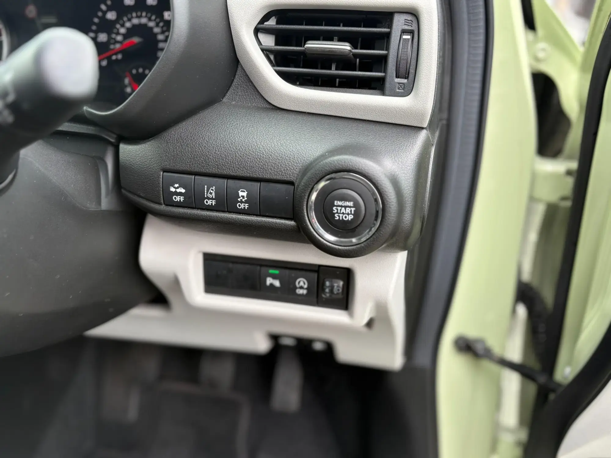 Suzuki Swift Image 17 Suzuki Swift Image 17