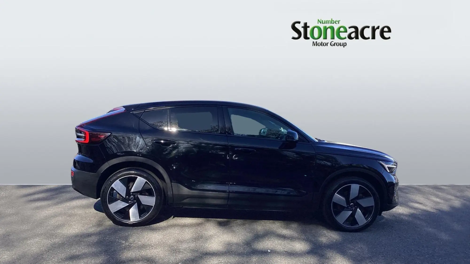 Volvo C40 Recharge Twin Recharge 78kWh Ultimate Auto AWD 5dr CF72YDZ Image 3