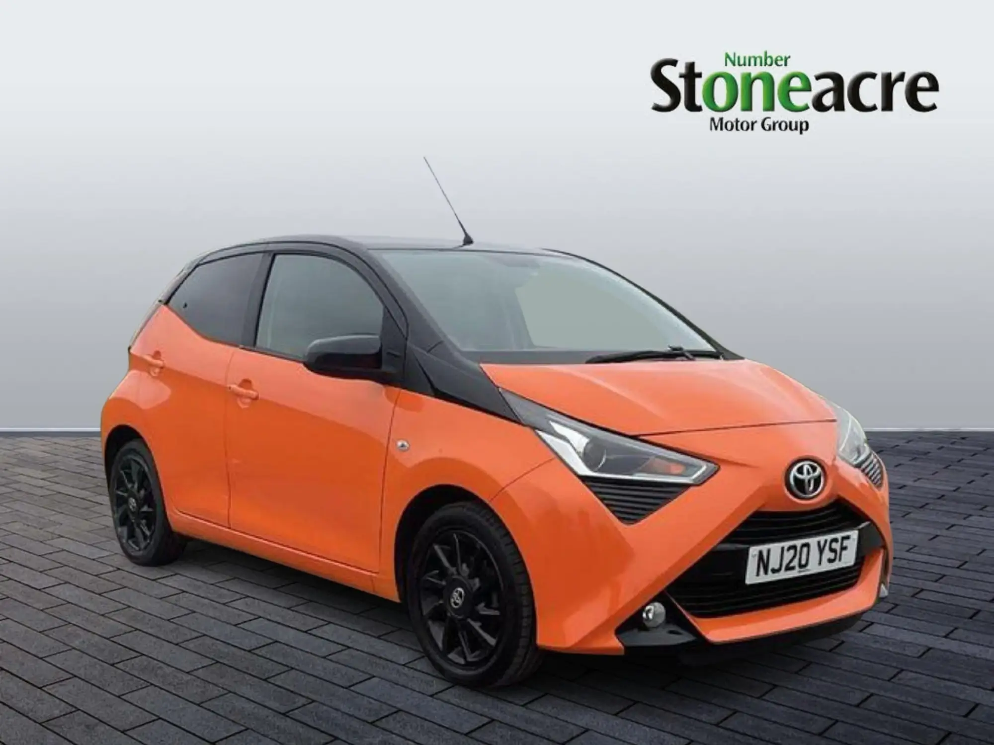 Toyota Aygo 1.0 VVT-i x-cite Euro 6 5dr NJ20YSF Image 1