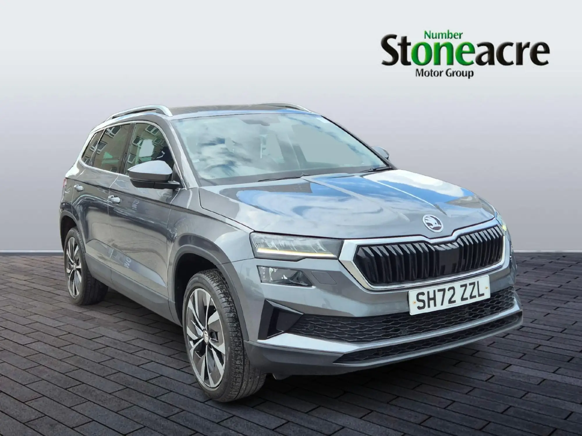 Skoda Karoq 1.5 TSI ACT SE L Euro 6 (s/s) 5dr SH72ZZL Image 1